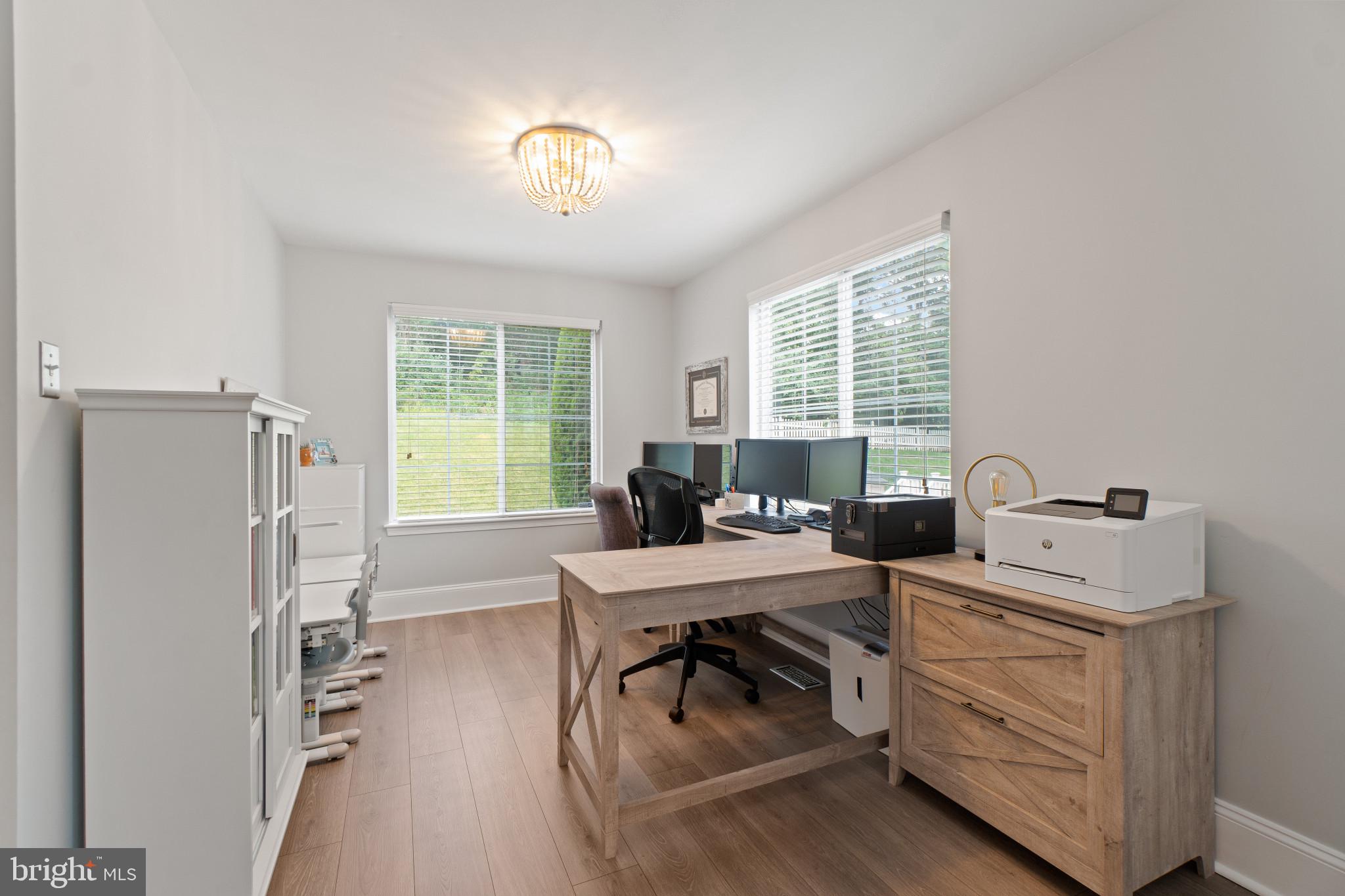 WILLOW HILL - Residential