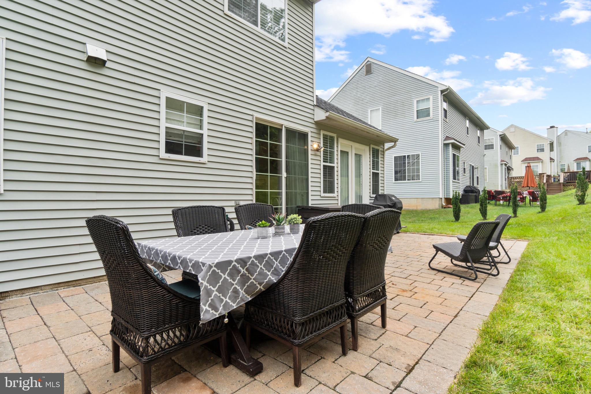 WILLOW HILL - Residential