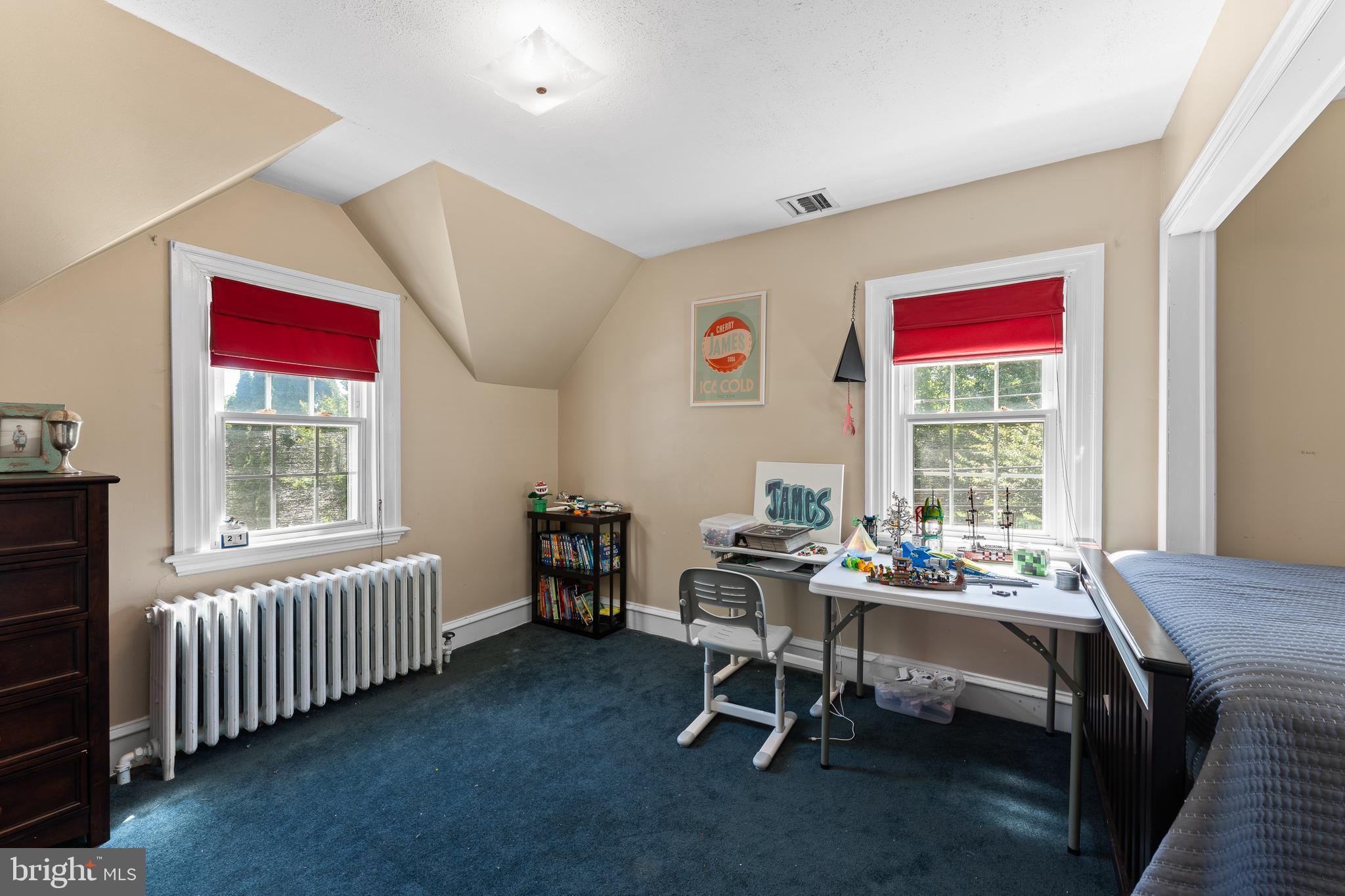 MERION GOLF MANOR - Residential