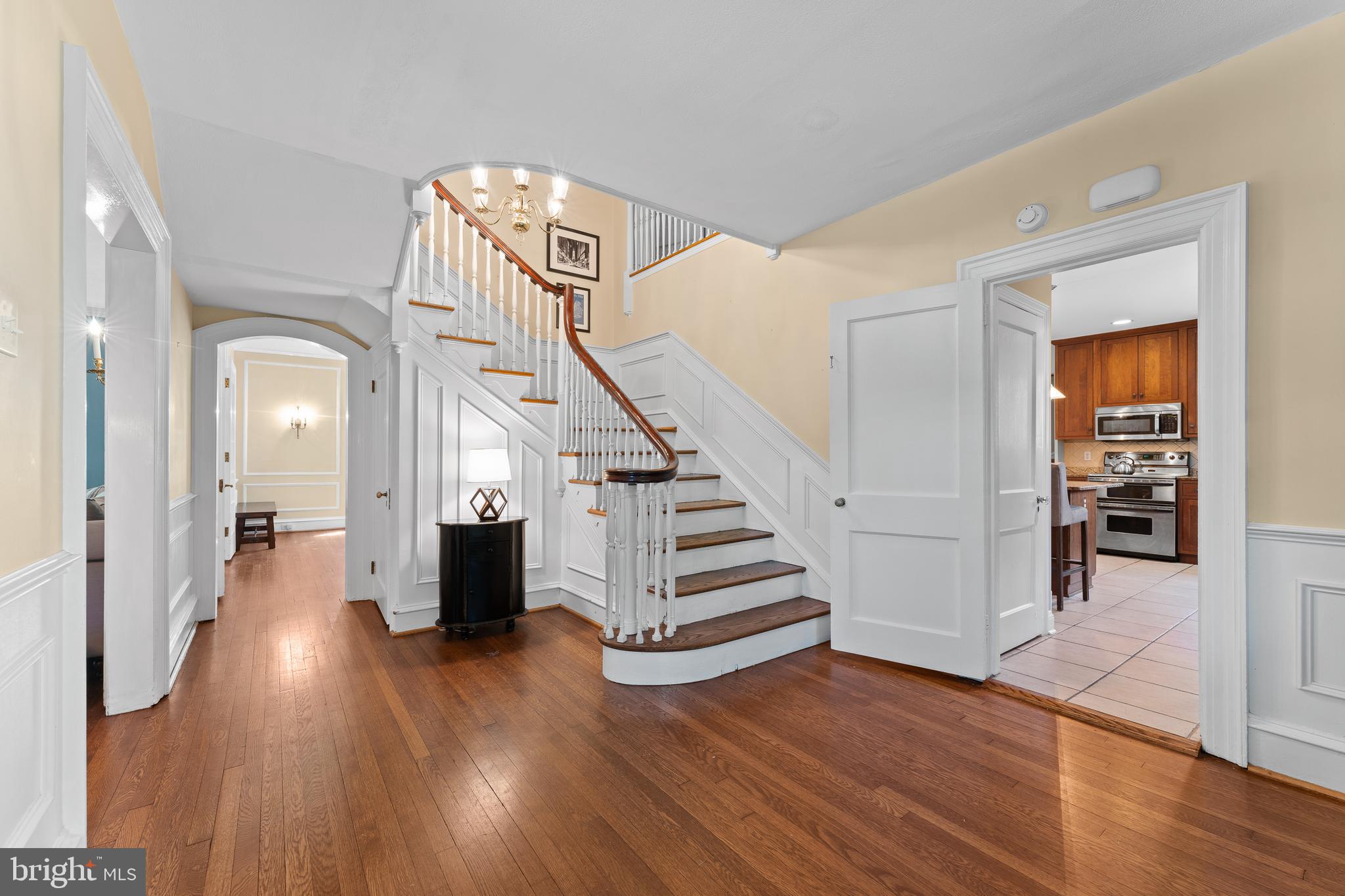 MERION GOLF MANOR - Residential