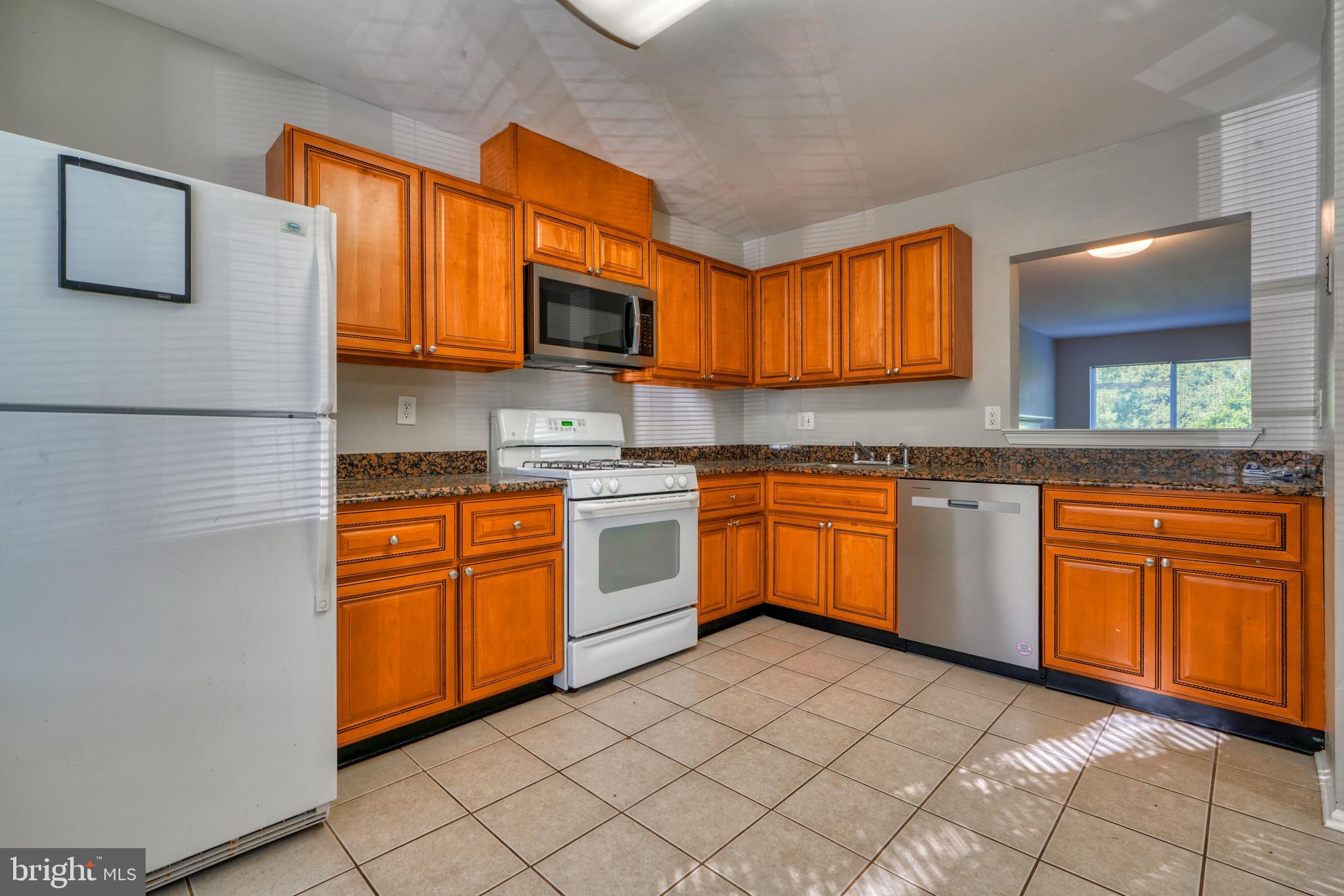 BROOKFALLS - Residential Lease