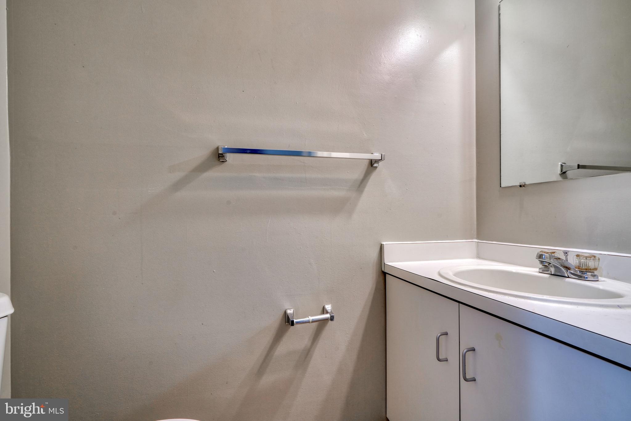 BROOKFALLS - Residential Lease