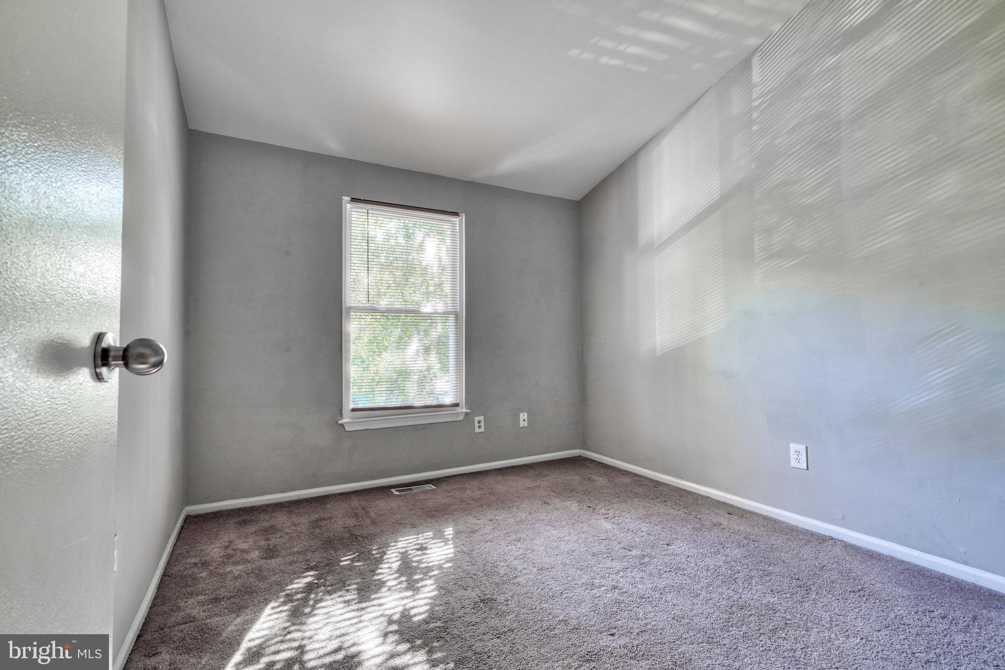 BROOKFALLS - Residential Lease