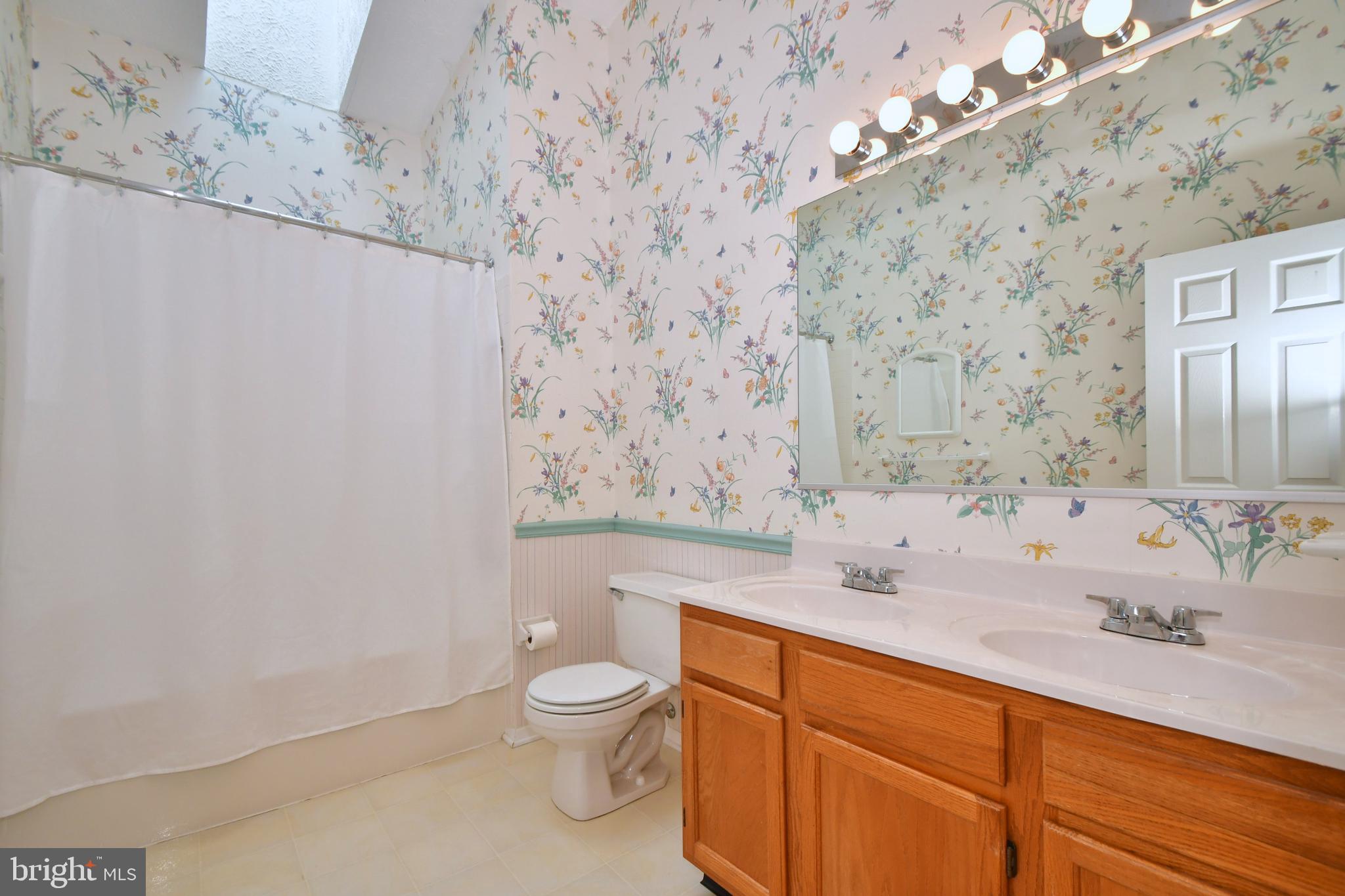 HARFORD TOWN - Residential