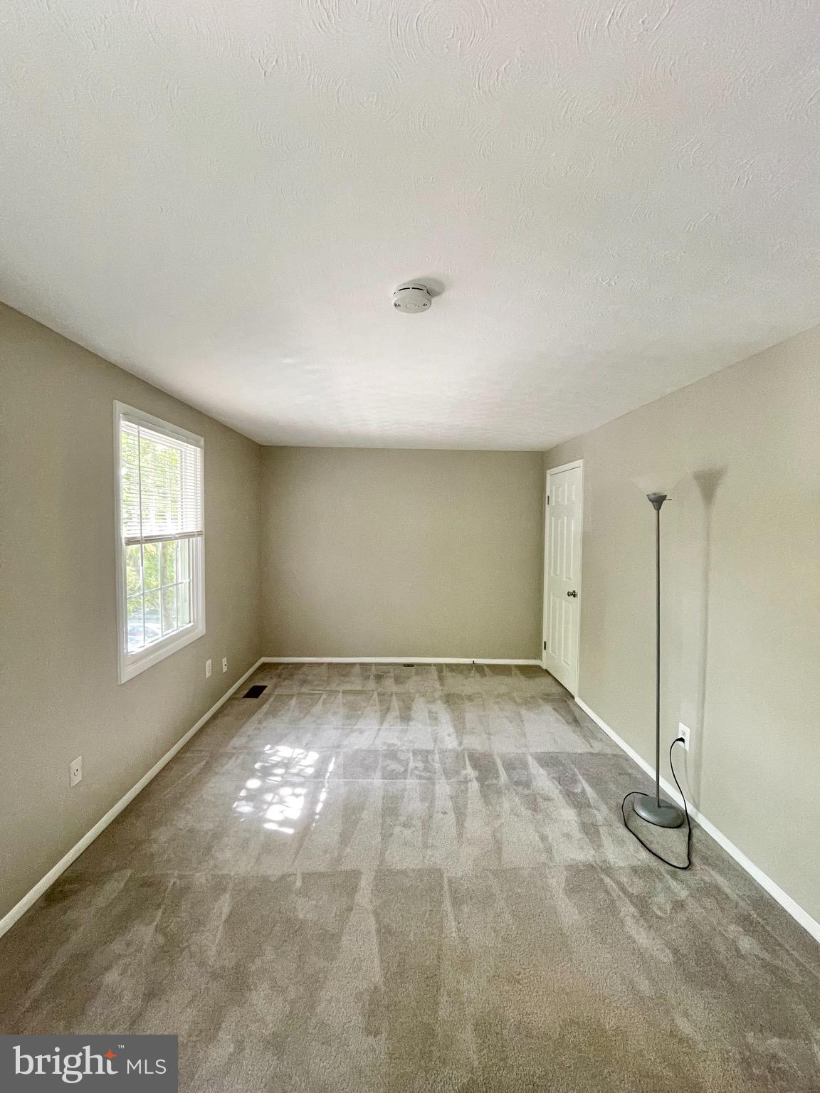 RESTON - Residential Lease