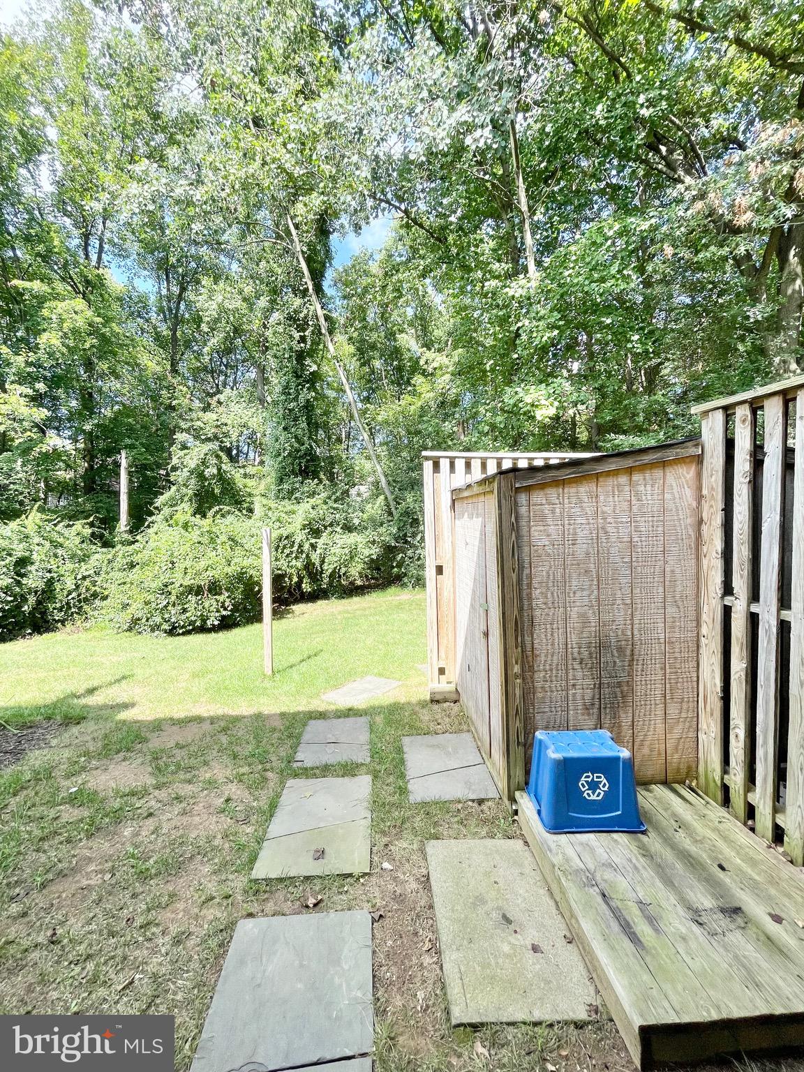 RESTON - Residential Lease