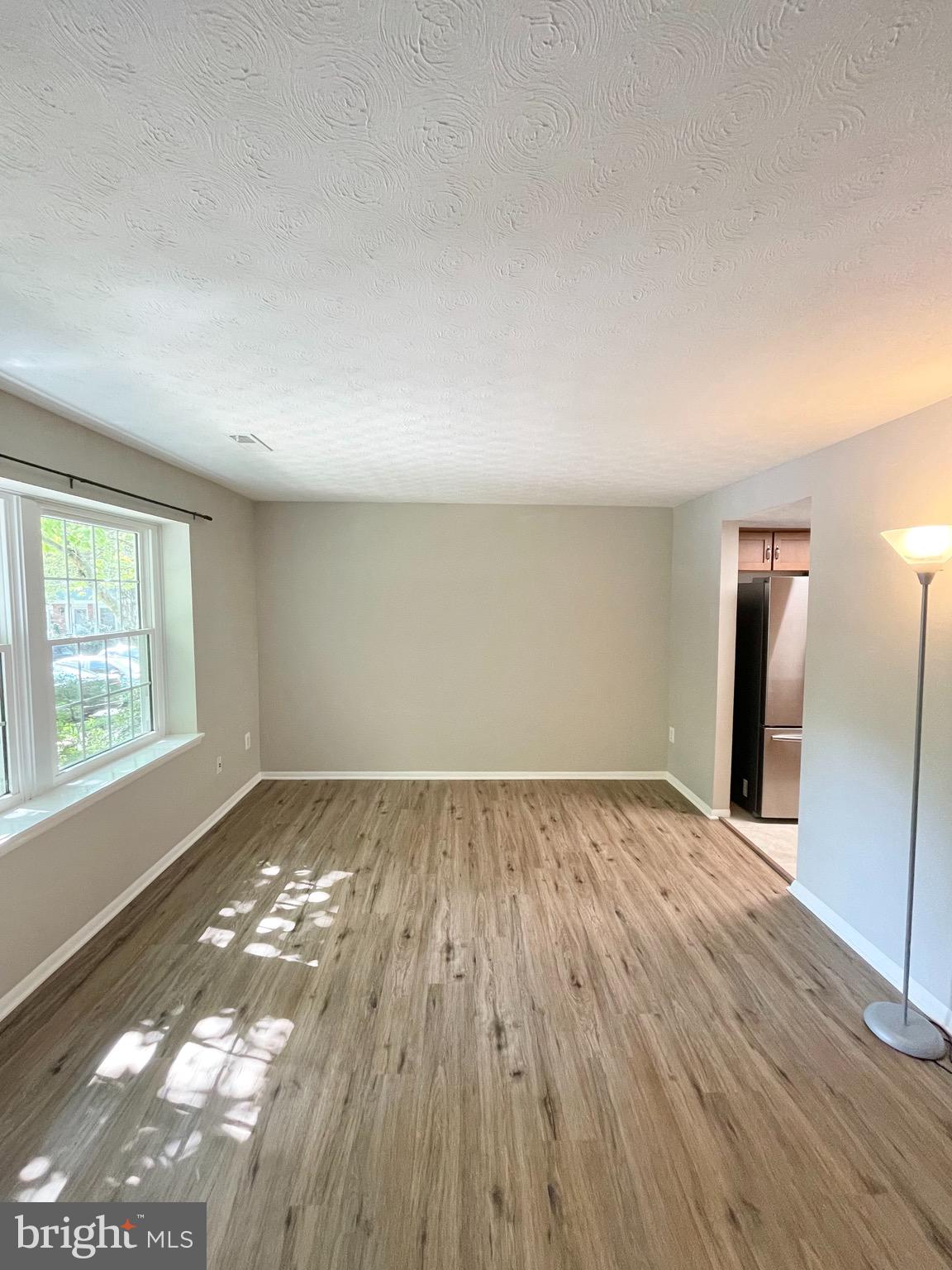 RESTON - Residential Lease