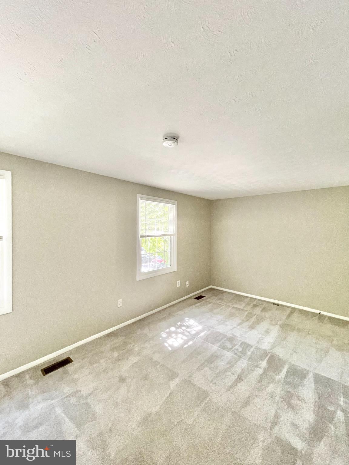 RESTON - Residential Lease