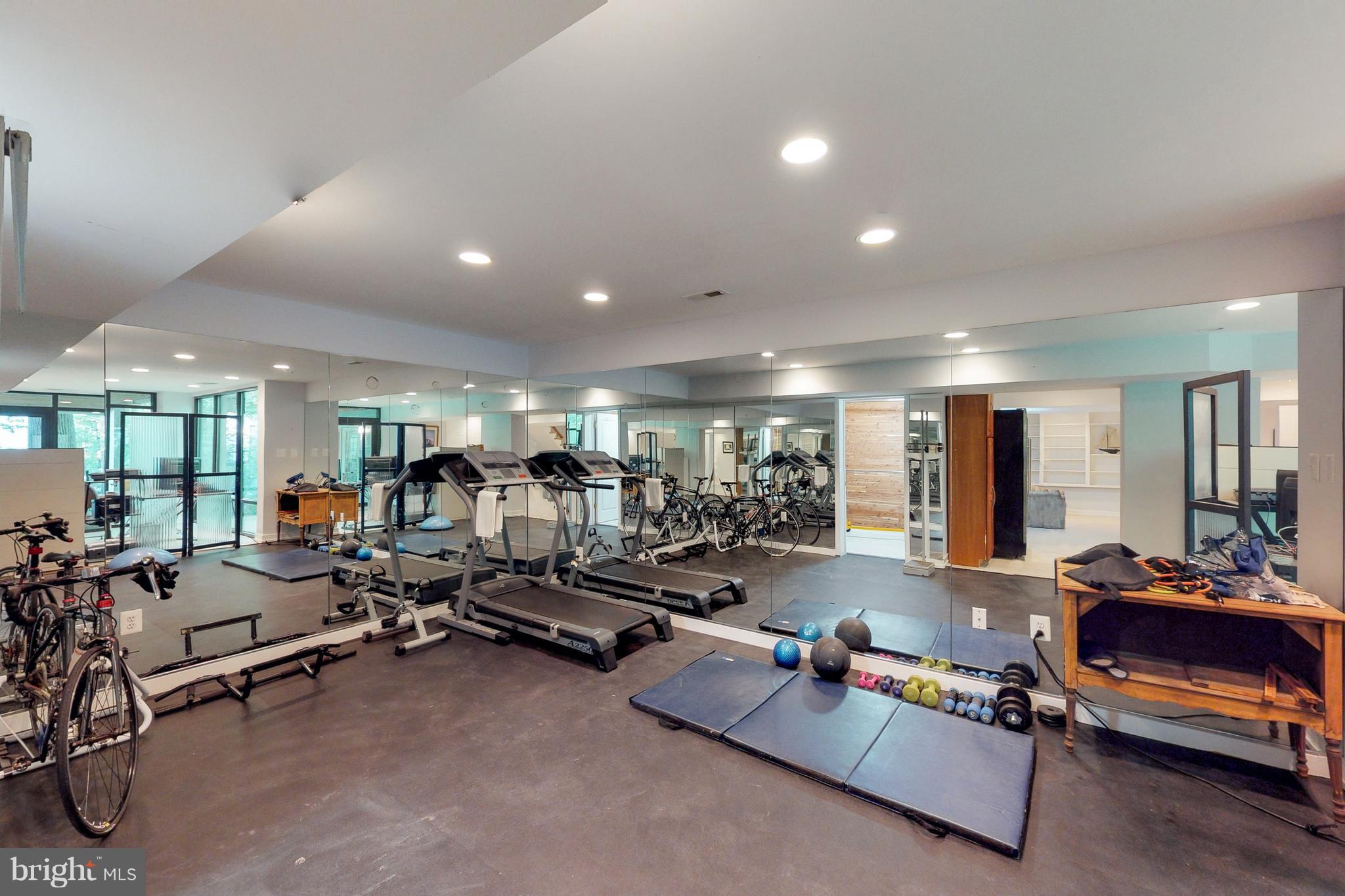 WOODLAND ACRES - Residential