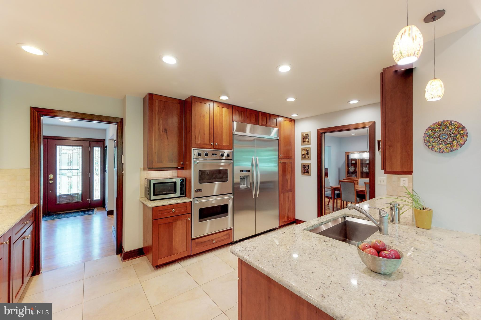 WOODLAND ACRES - Residential