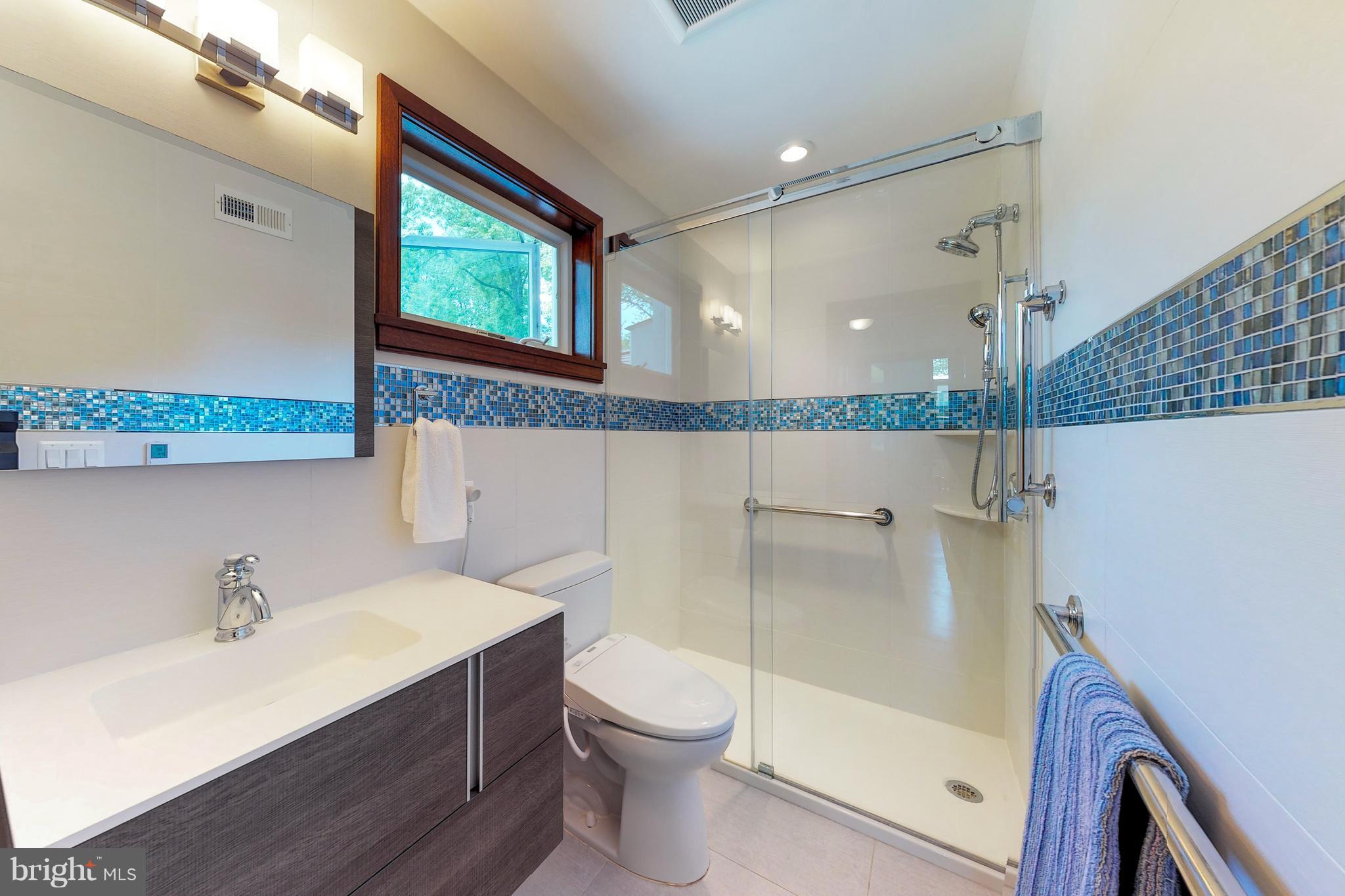 WOODLAND ACRES - Residential