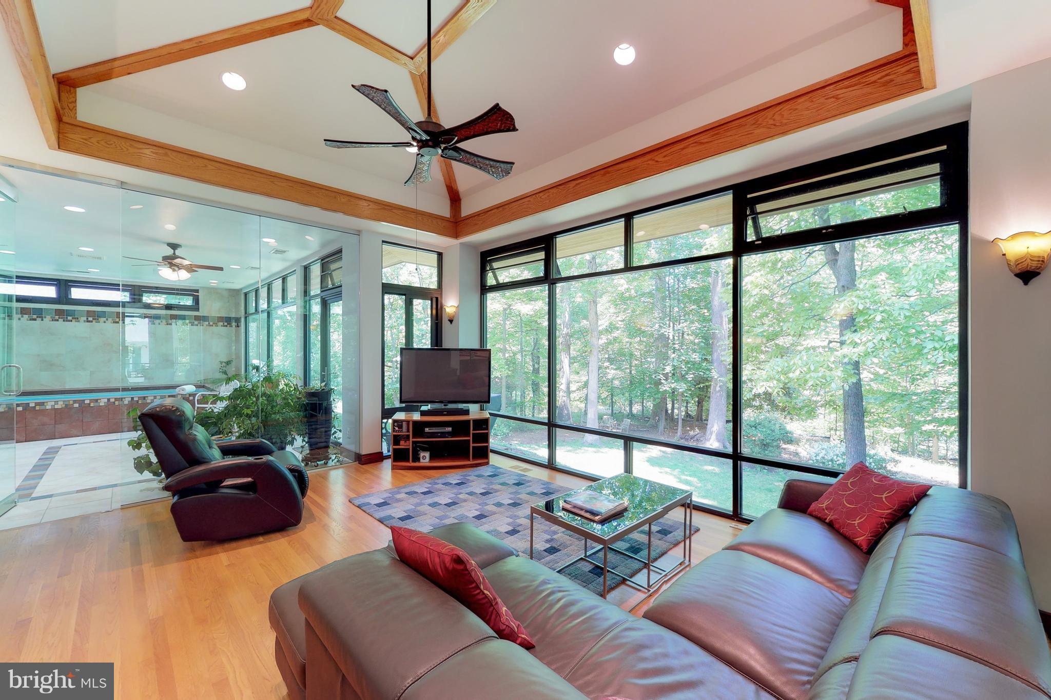 WOODLAND ACRES - Residential