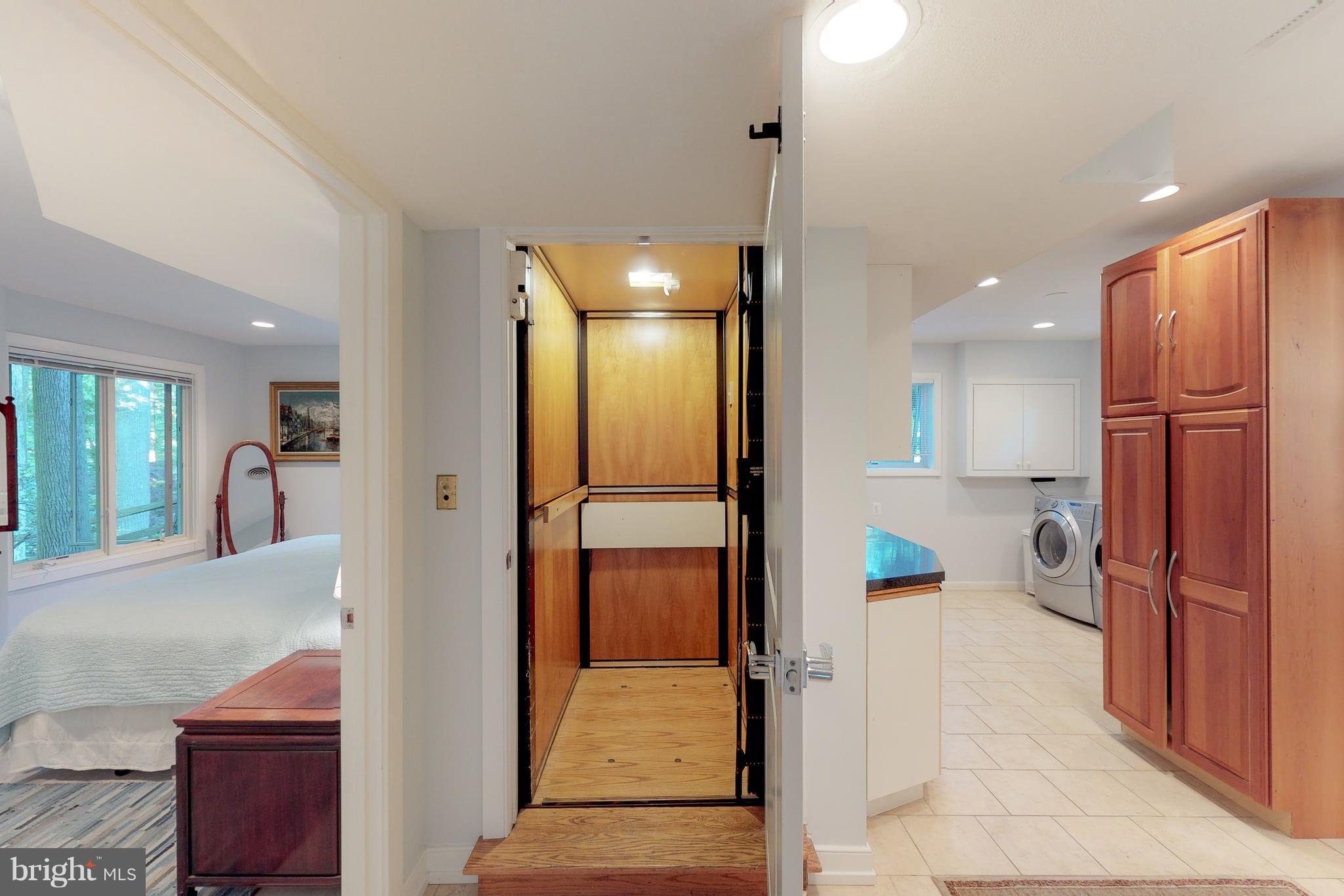 WOODLAND ACRES - Residential