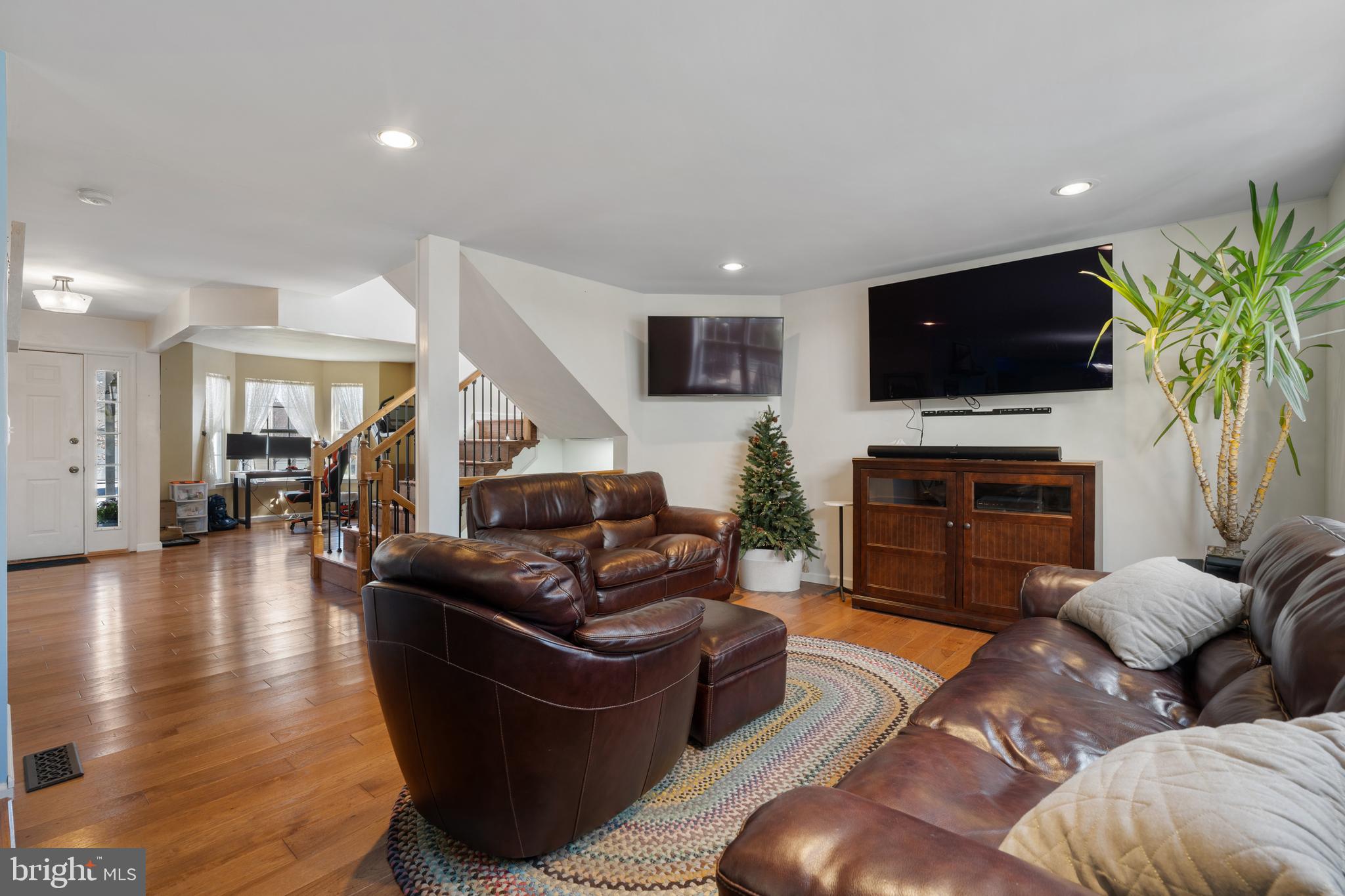 SPRING MEADOW ESTS - Residential