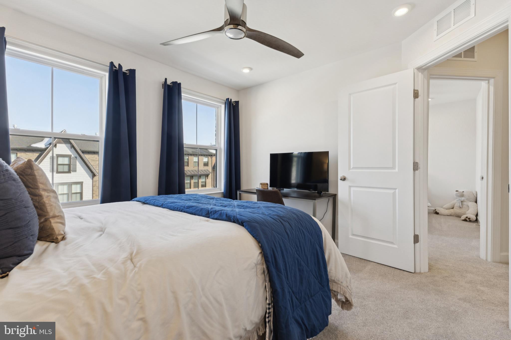 POTOMAC TERRACE - Residential