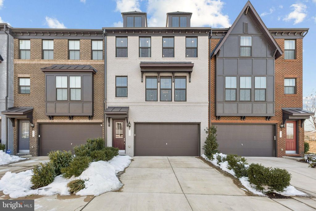 Photo of 8102 Zoe Place, ALEXANDRIA, VA 22306 (MLS # VAFX2289760)