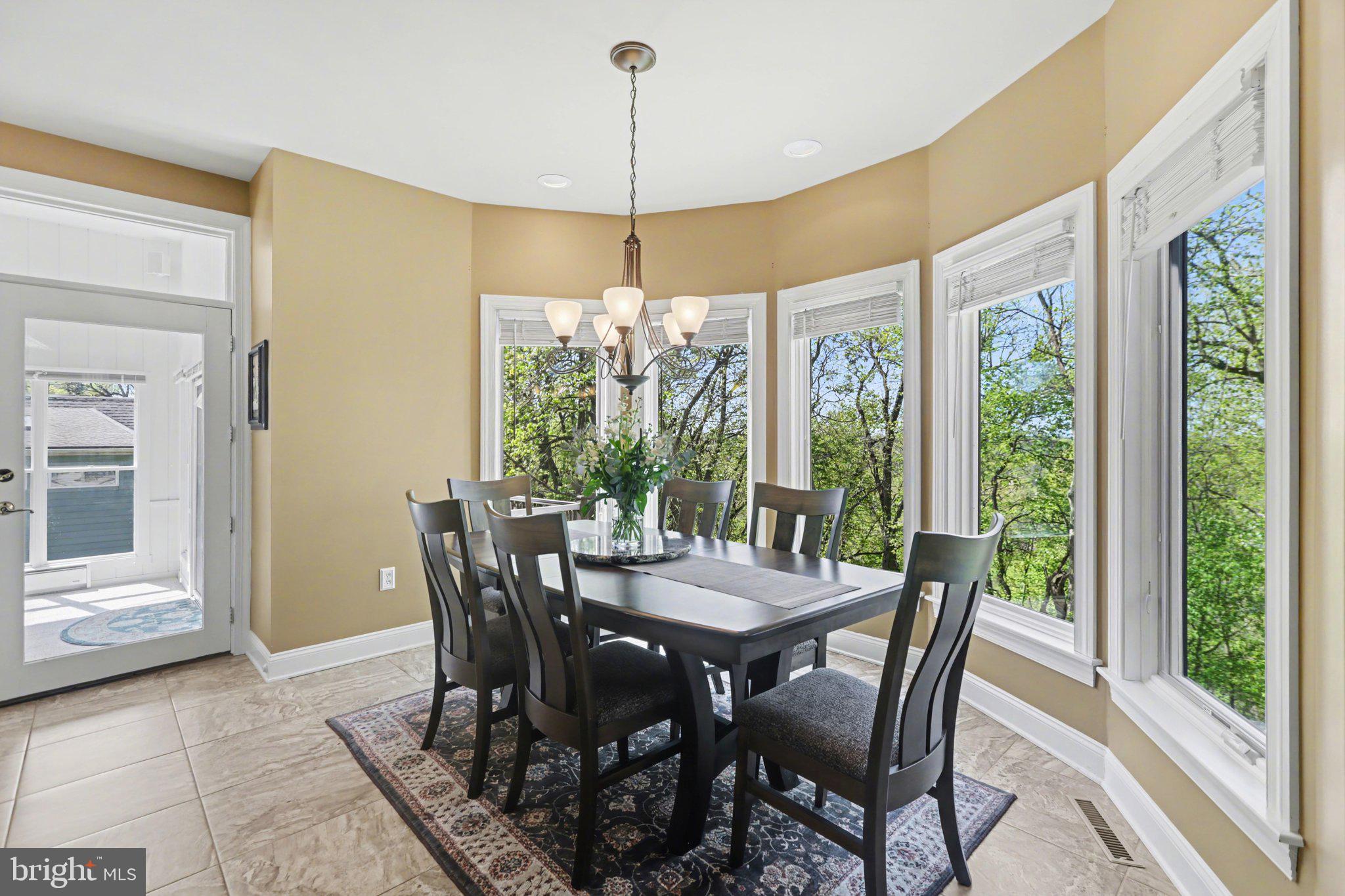 FLORIBUNDA - Residential