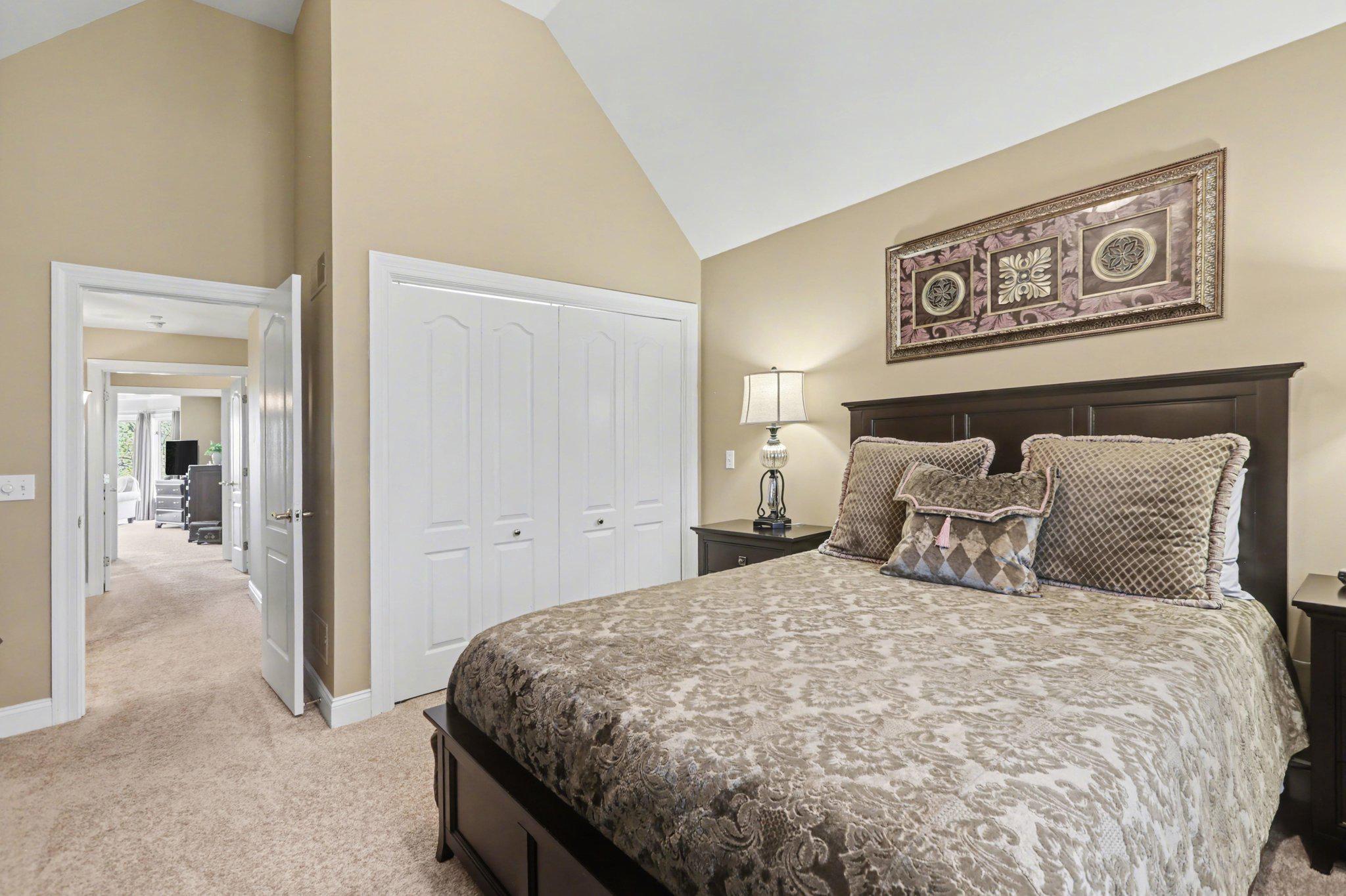 FLORIBUNDA - Residential