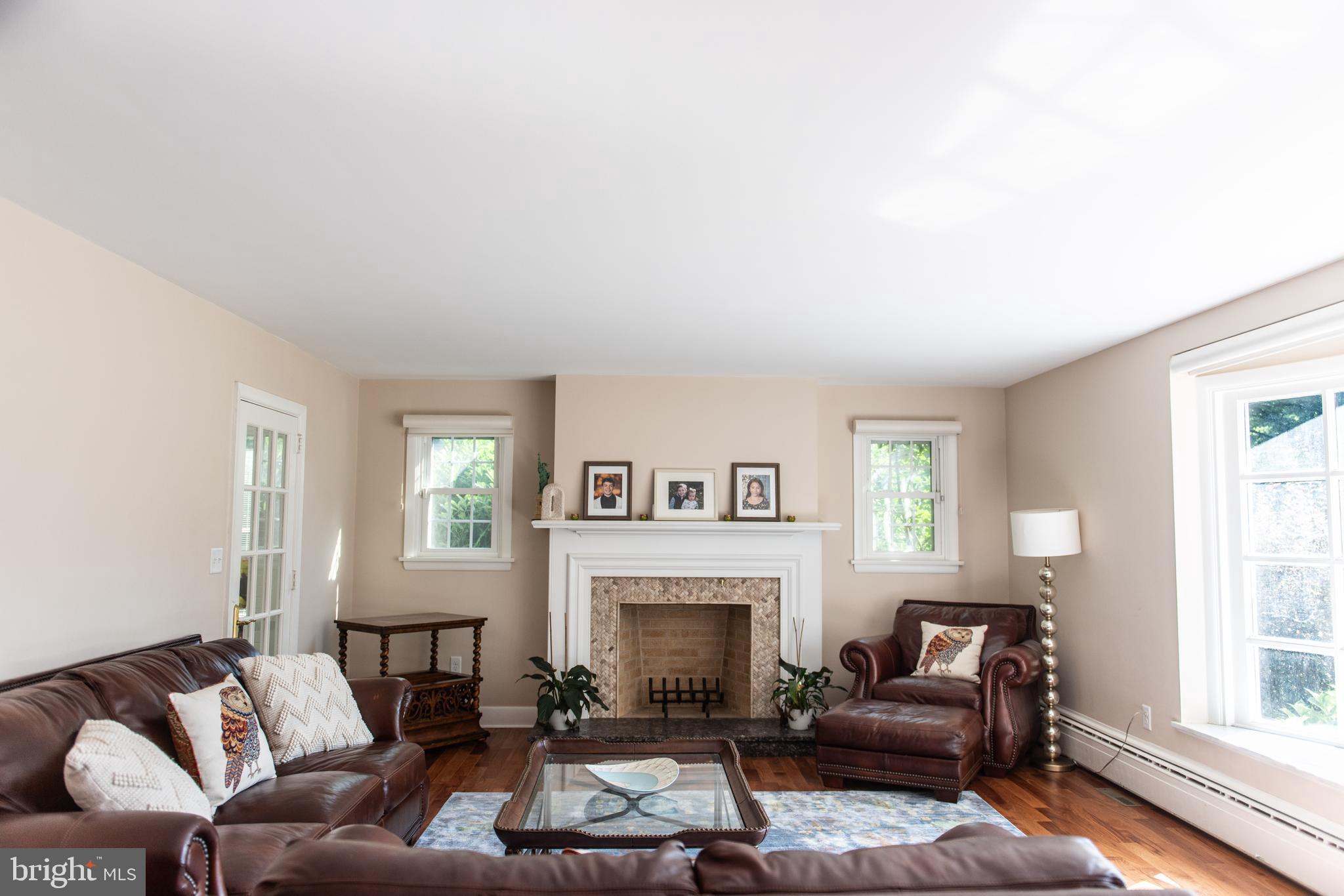 371 ELM AVENUE