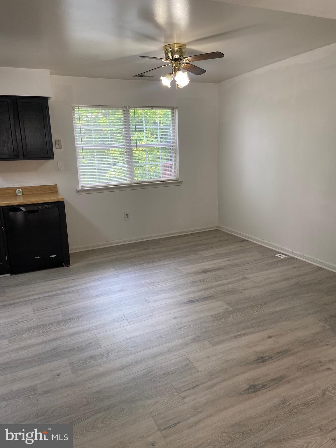 MARINE OAKS VILLAGE - Residential