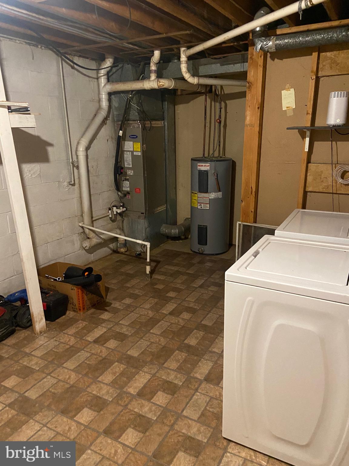 MARINE OAKS VILLAGE - Residential