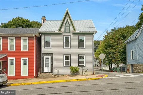 237 E Bishop Street, Bellefonte, PA 16823 - MLS#: PACE2516472