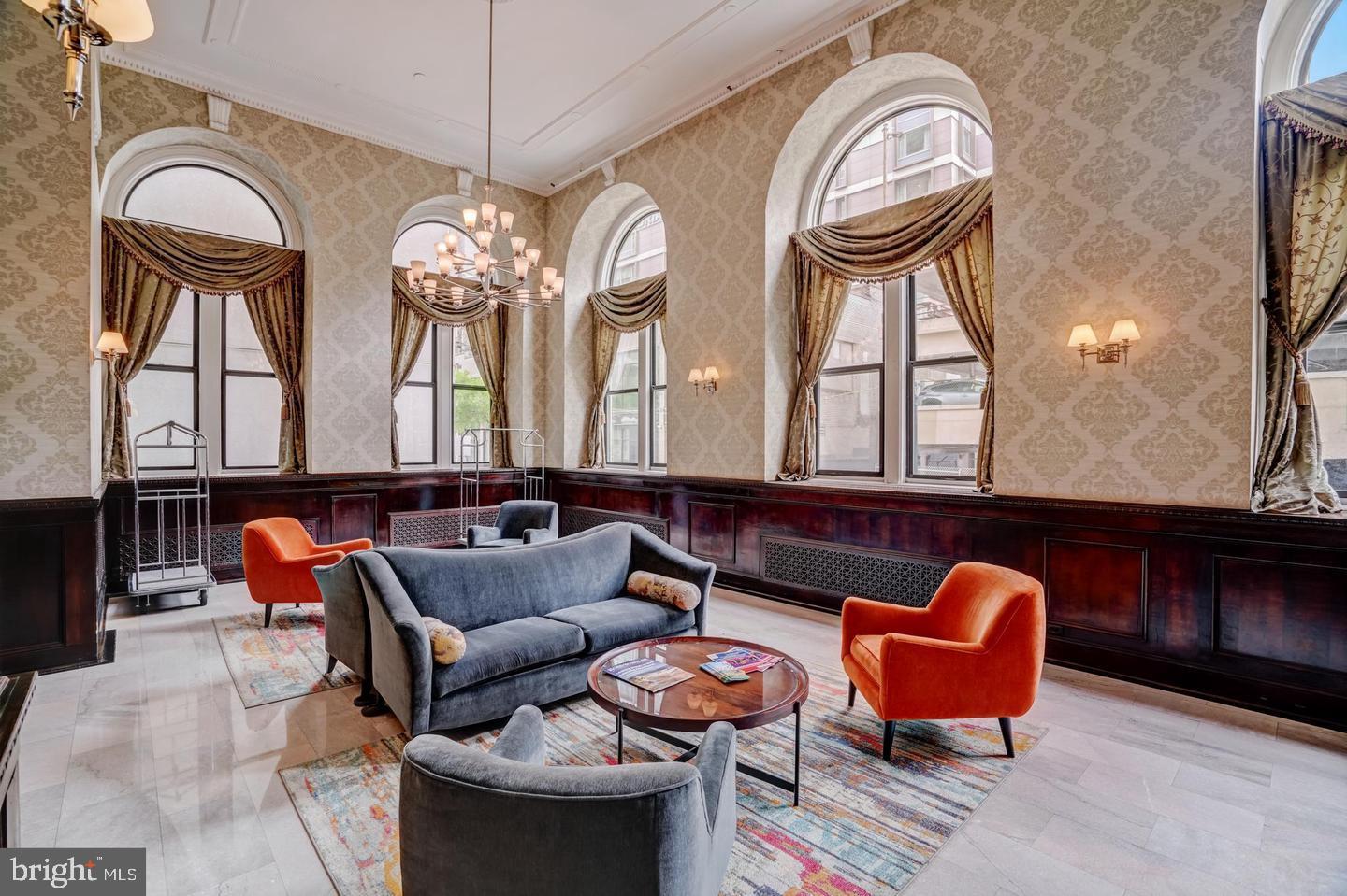 WASHINGTON SQ WEST - Residential