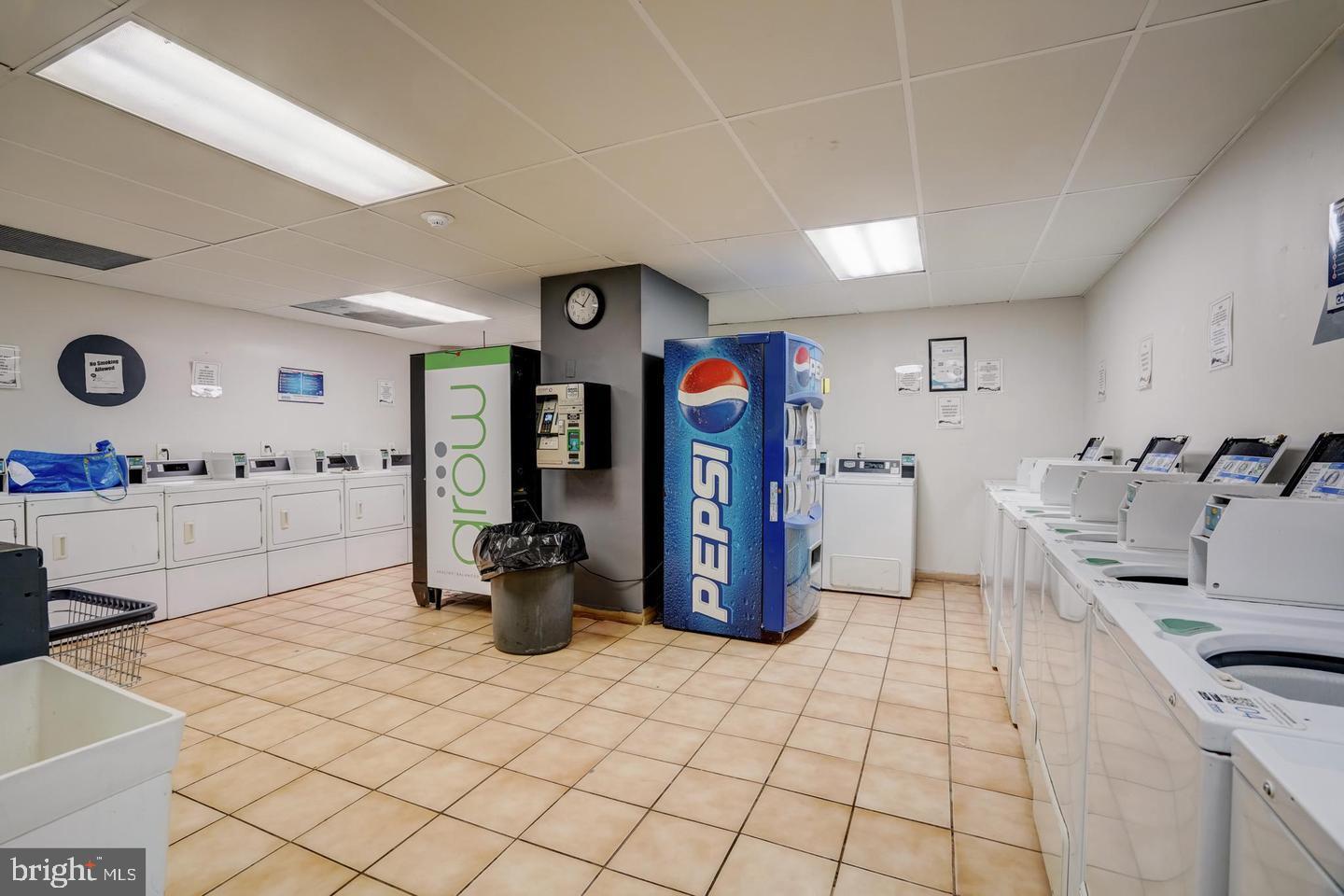 WASHINGTON SQ WEST - Residential