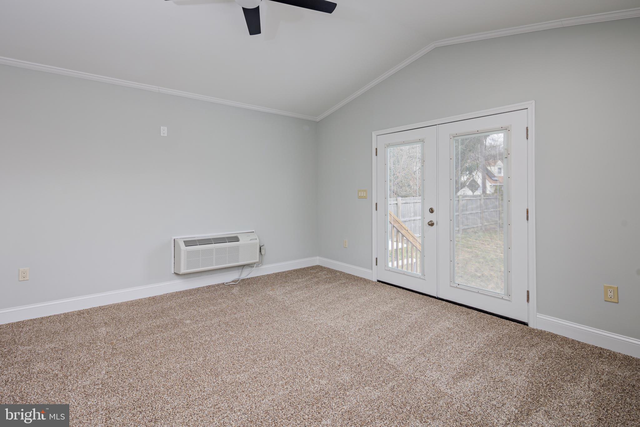 WINDSOR - Residential