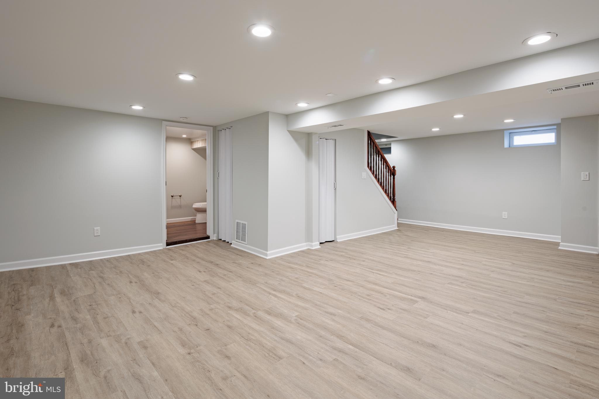 WINDSOR - Residential