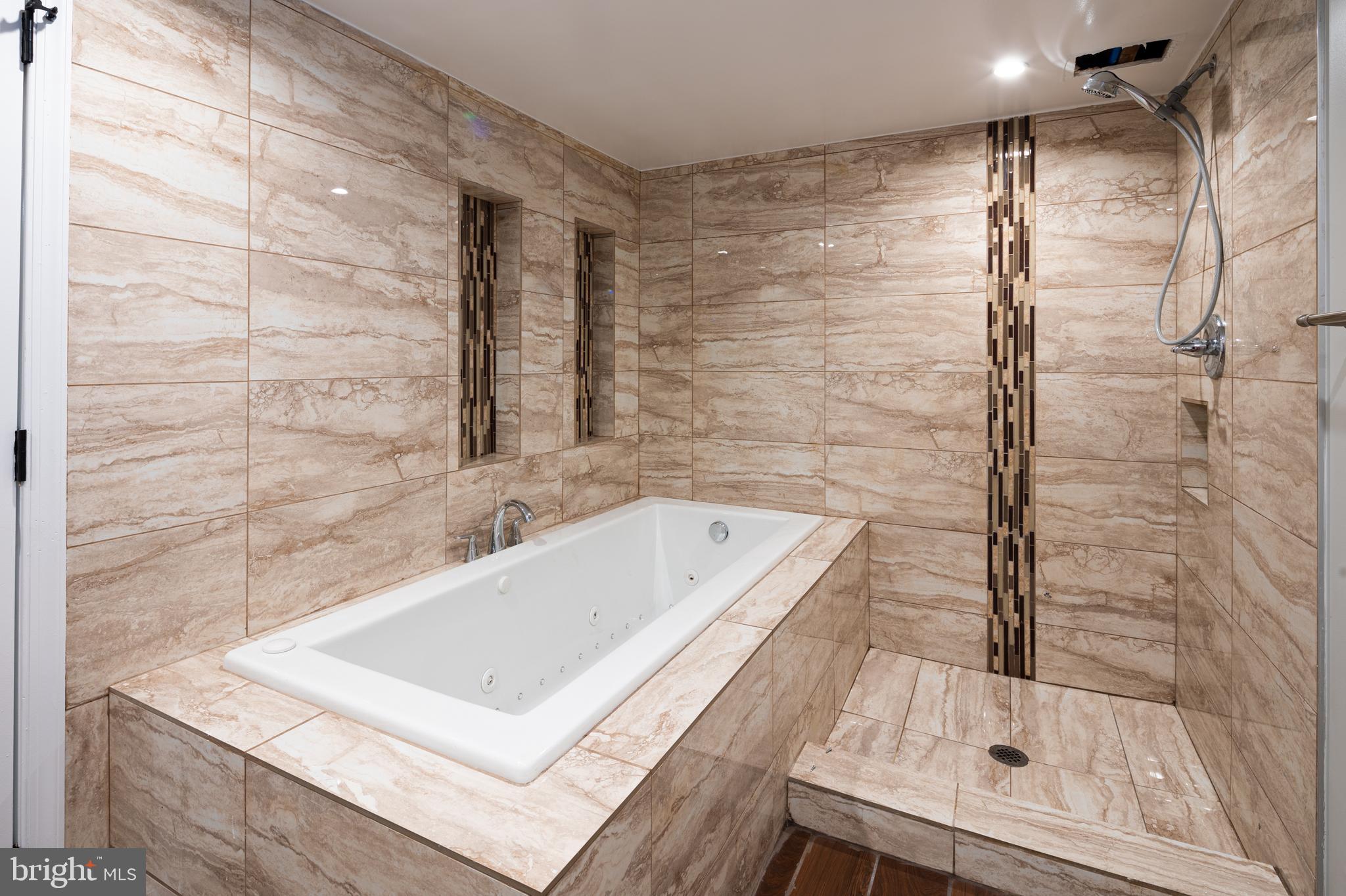 WINDSOR - Residential