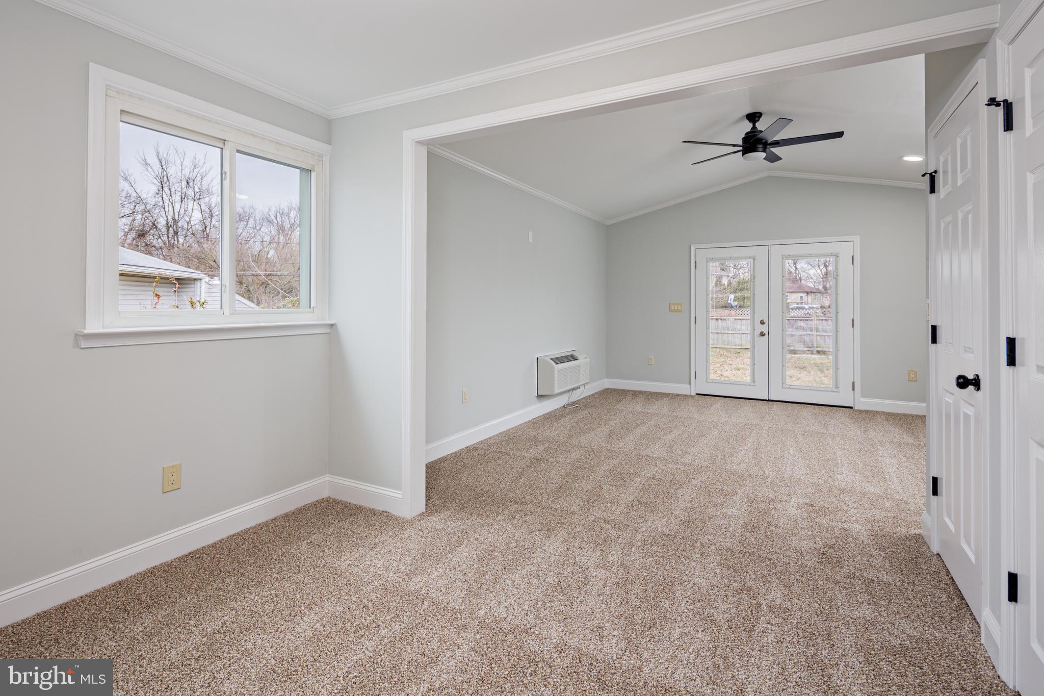 WINDSOR - Residential