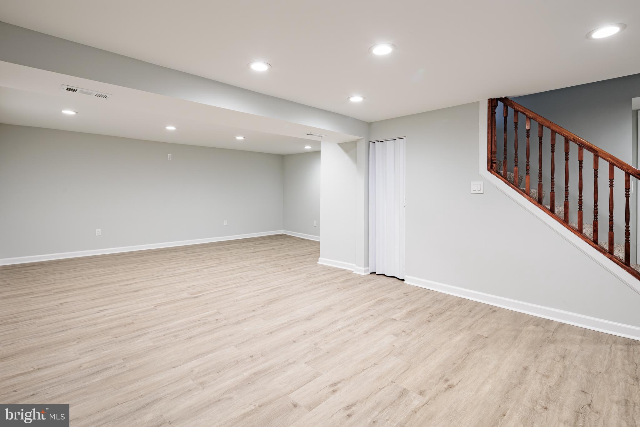 WINDSOR - Residential