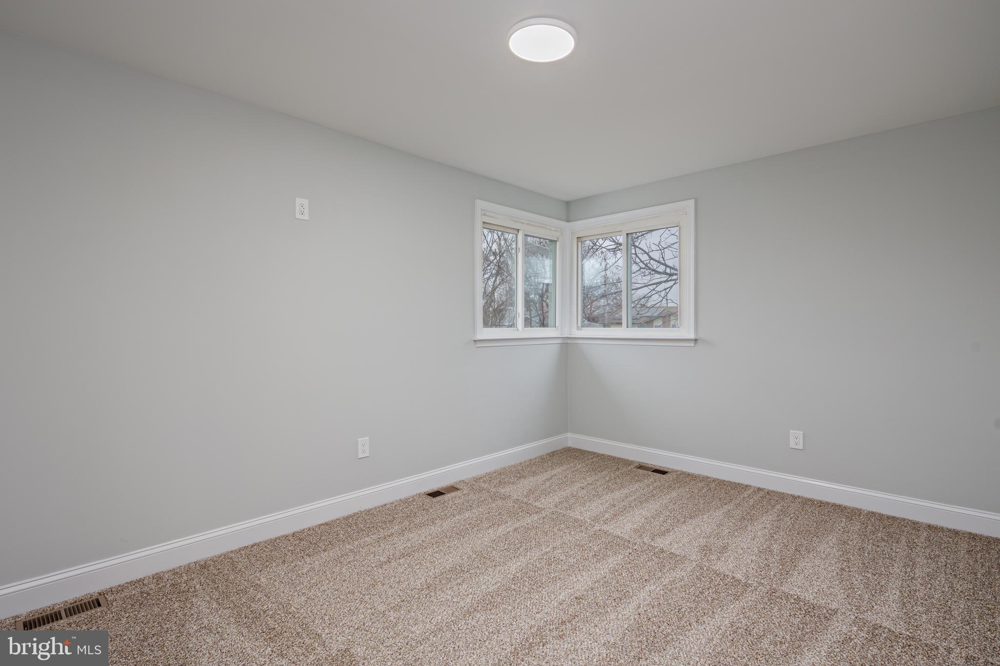 WINDSOR - Residential