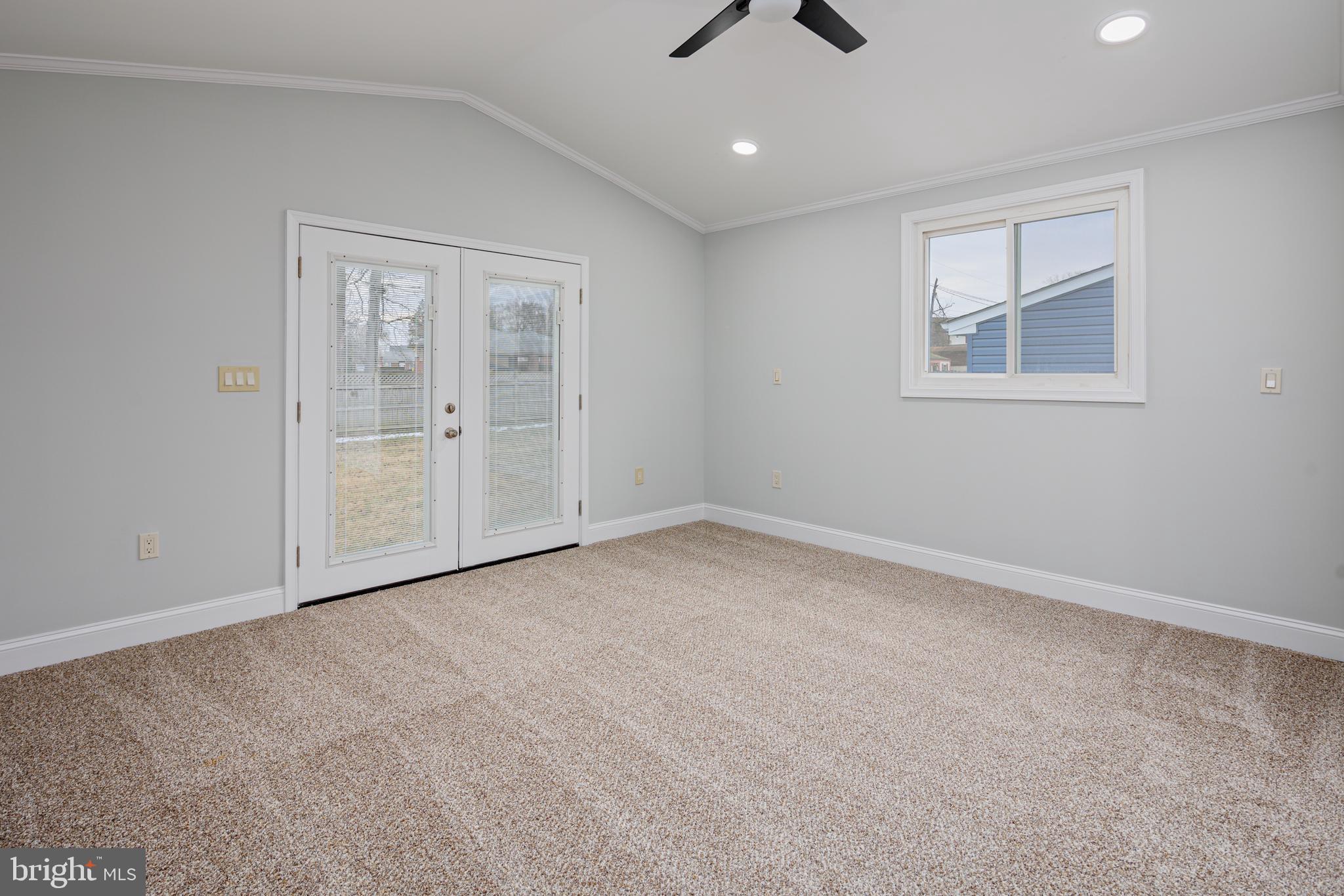 WINDSOR - Residential