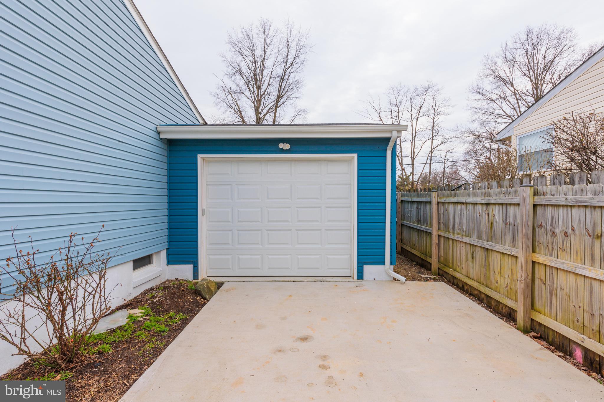 WINDSOR - Residential