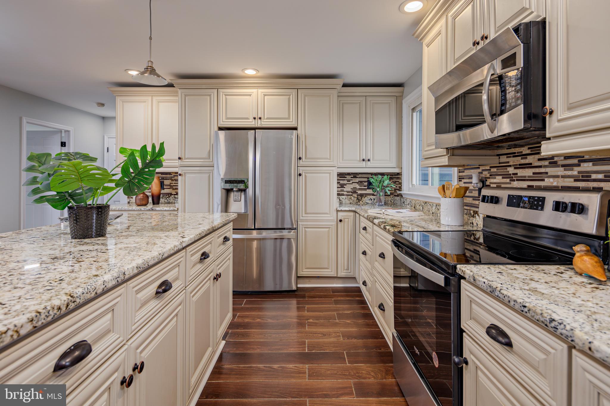 WINDSOR - Residential