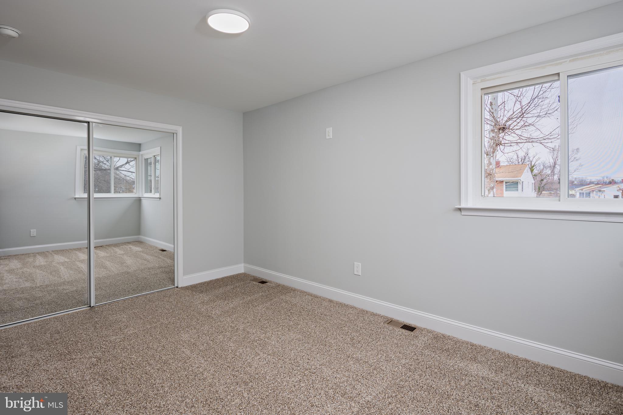 WINDSOR - Residential