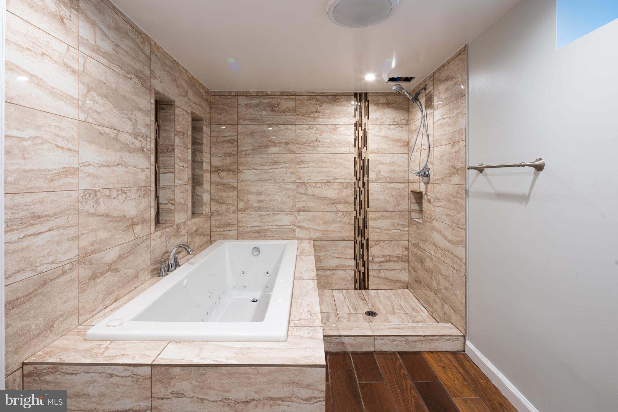 WINDSOR - Residential