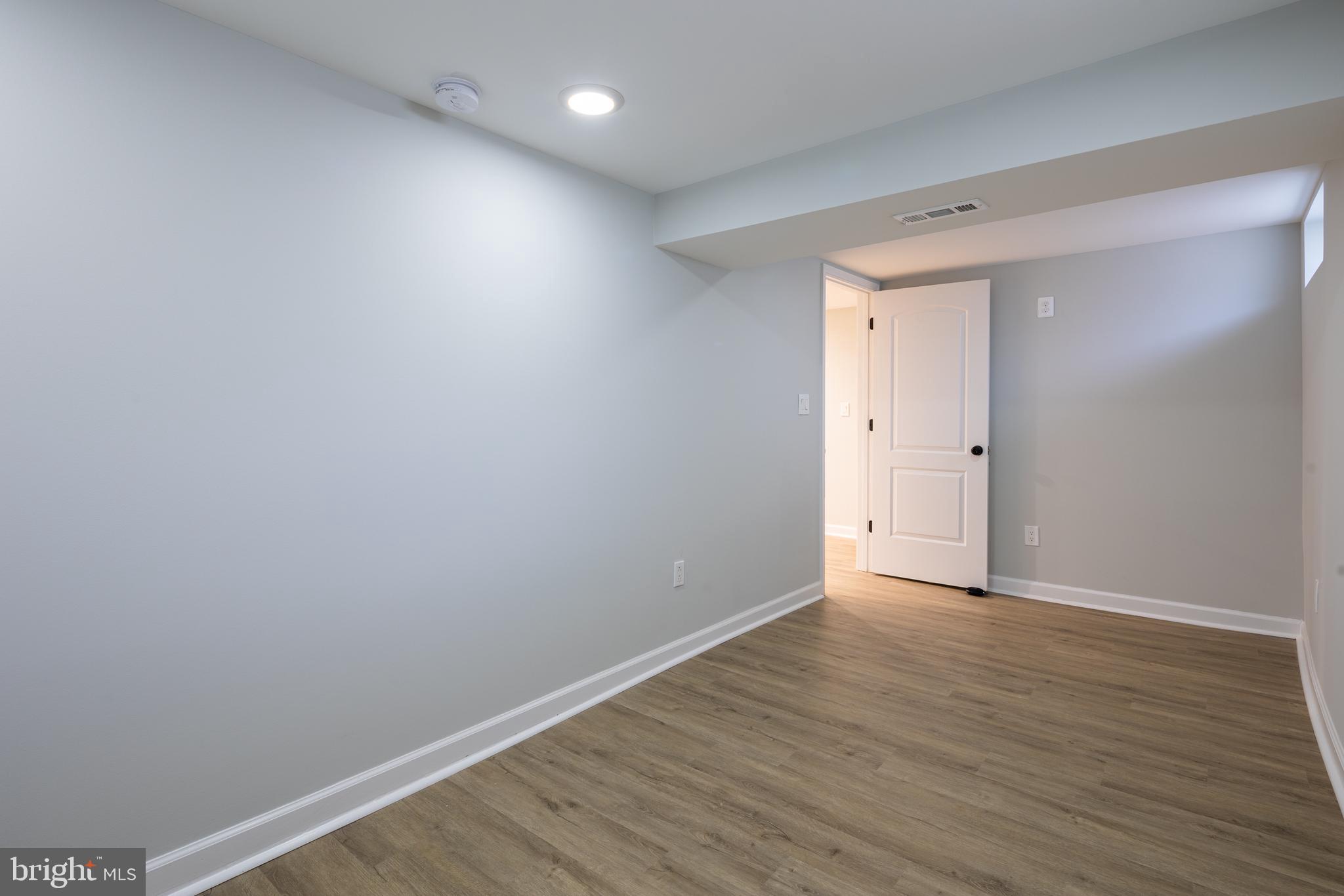 WINDSOR - Residential