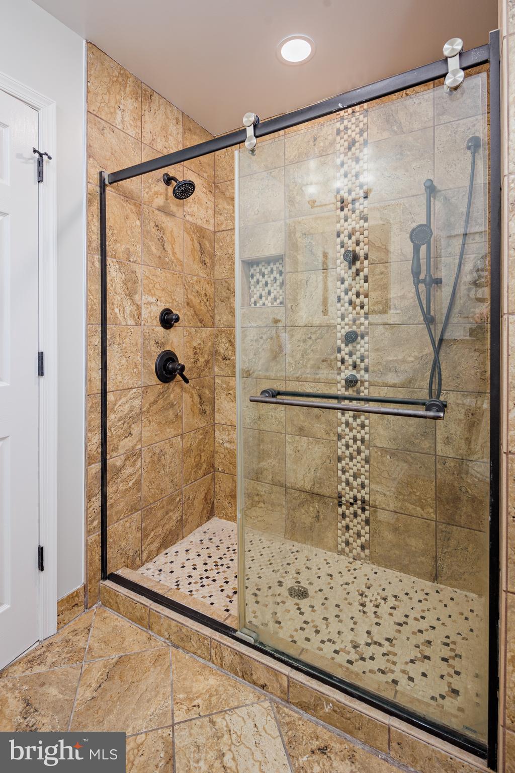 WINDSOR - Residential