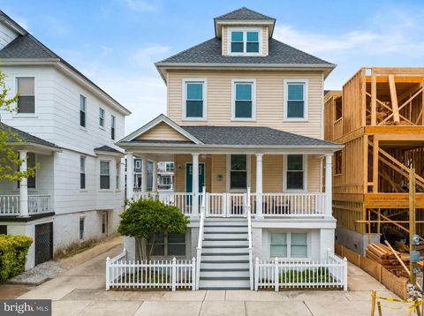 Homes For Sale - 10 S Nashville Avenue<br/> Atlantic County, VENTNOR CITY, NJ 08406