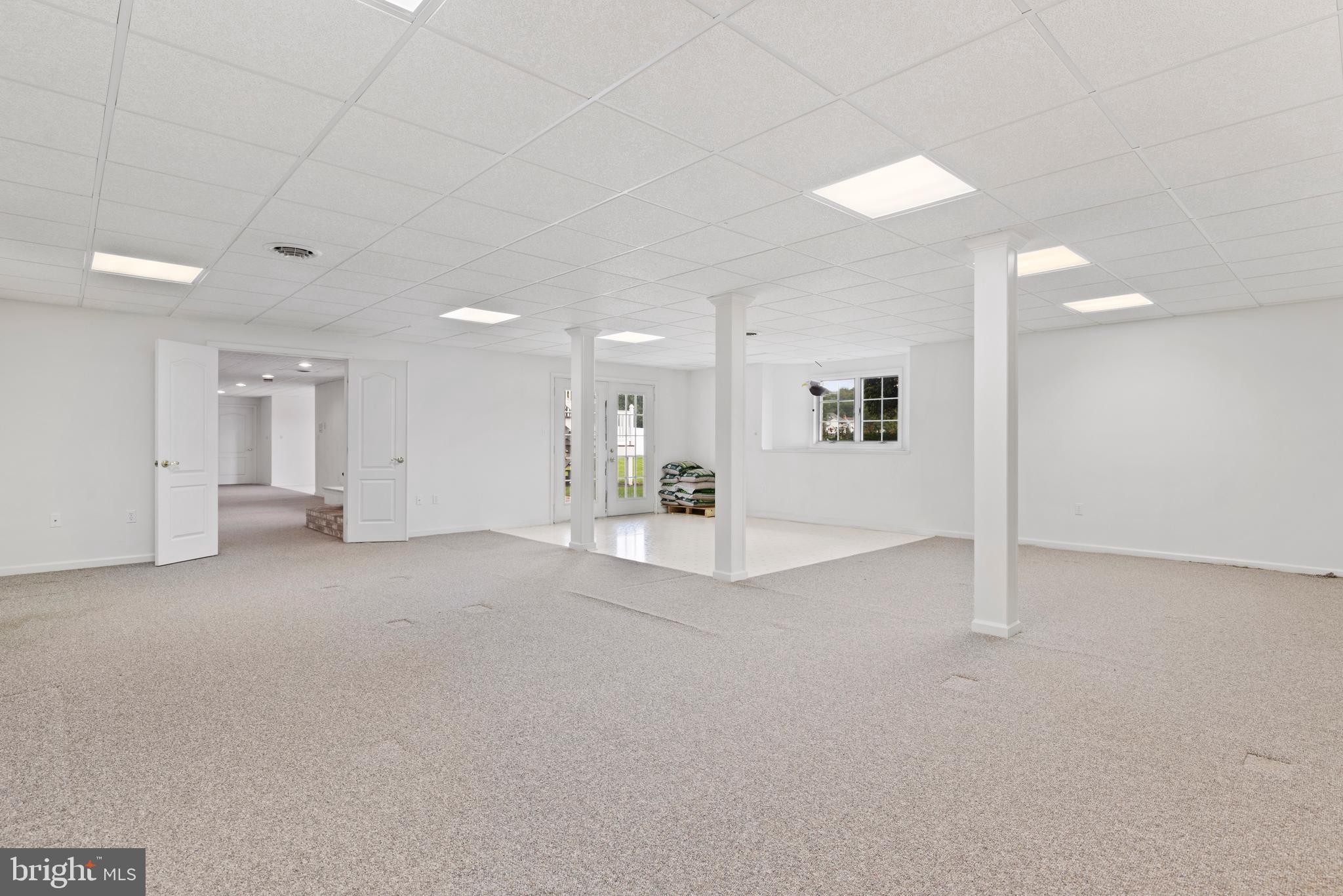 MEADOWVIEW ESTATES - Residential