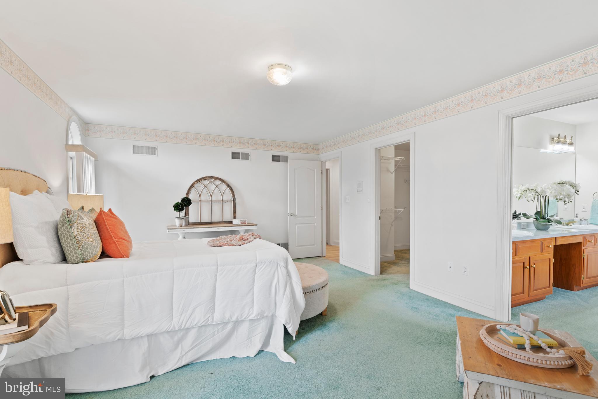 MEADOWVIEW ESTATES - Residential