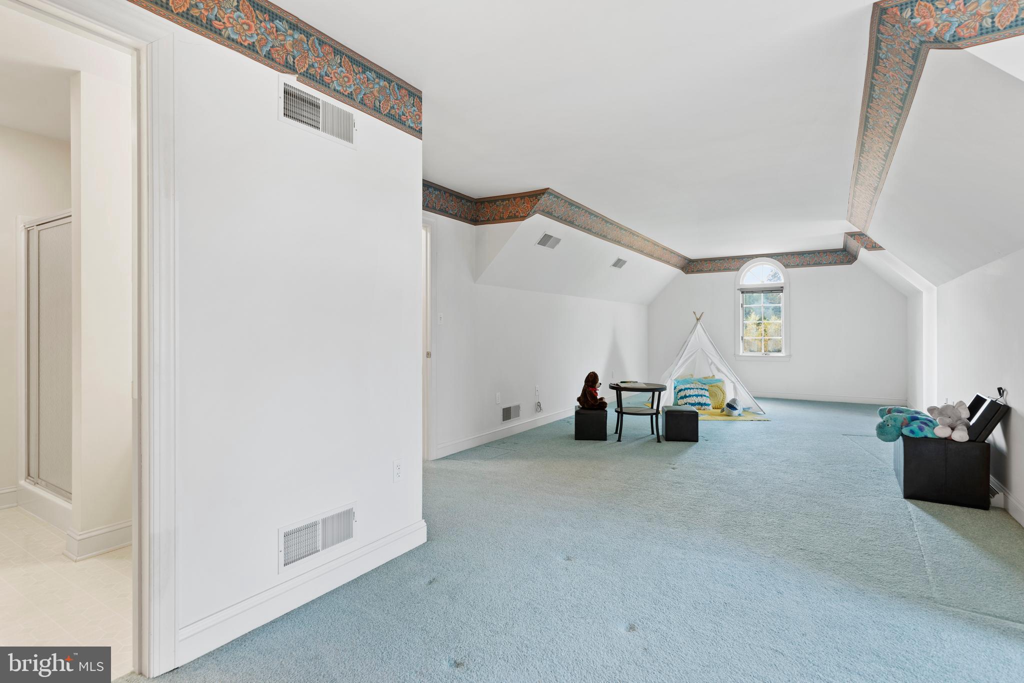 MEADOWVIEW ESTATES - Residential