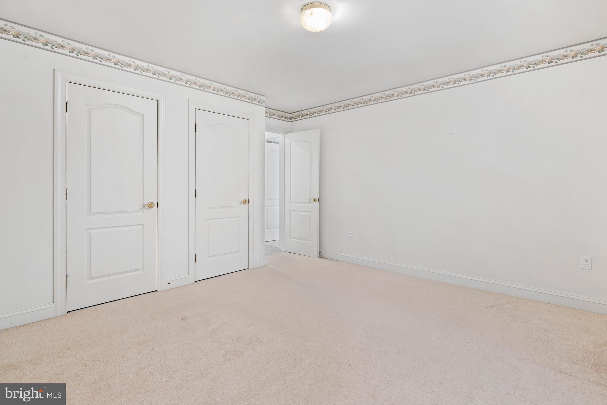 MEADOWVIEW ESTATES - Residential