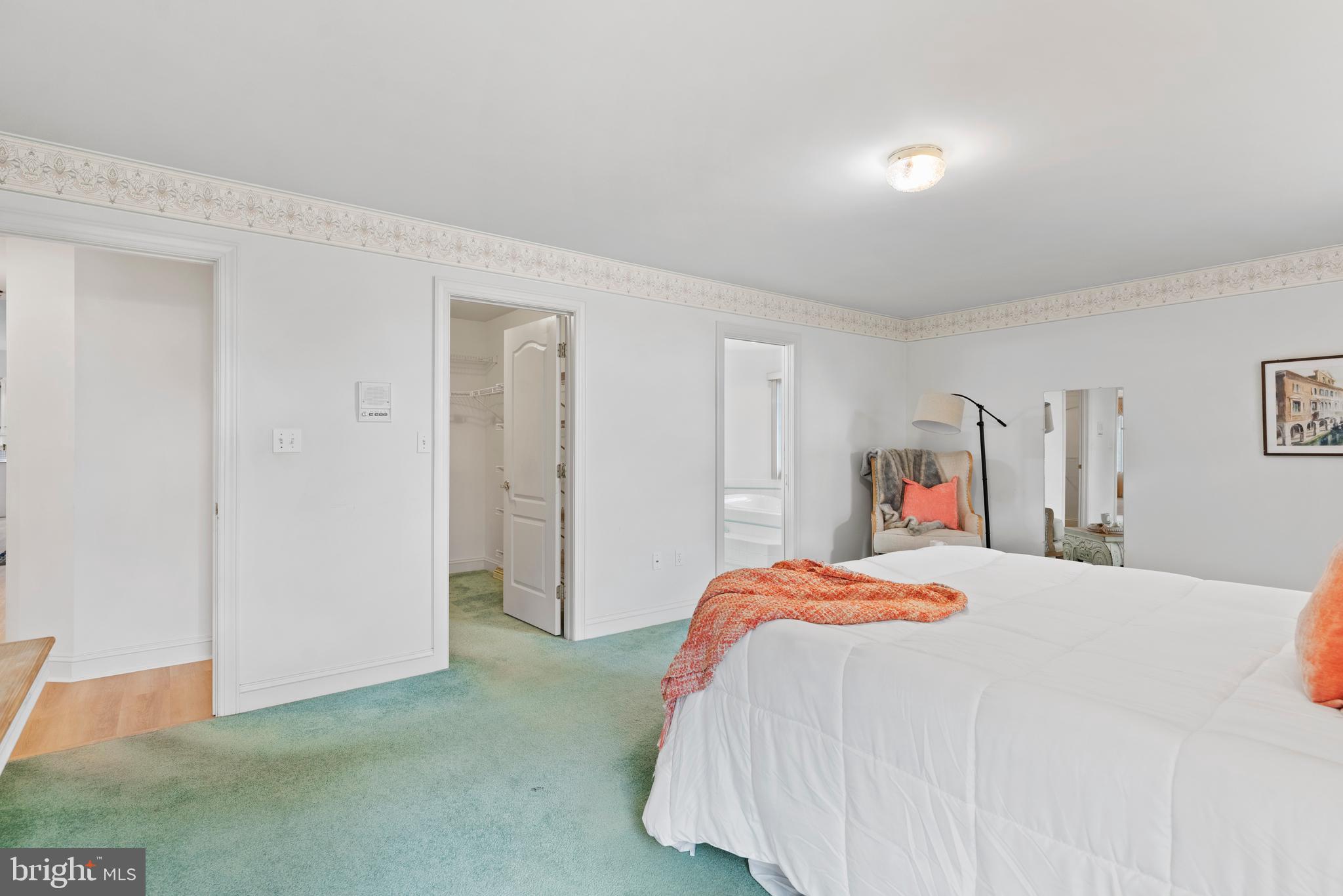 MEADOWVIEW ESTATES - Residential