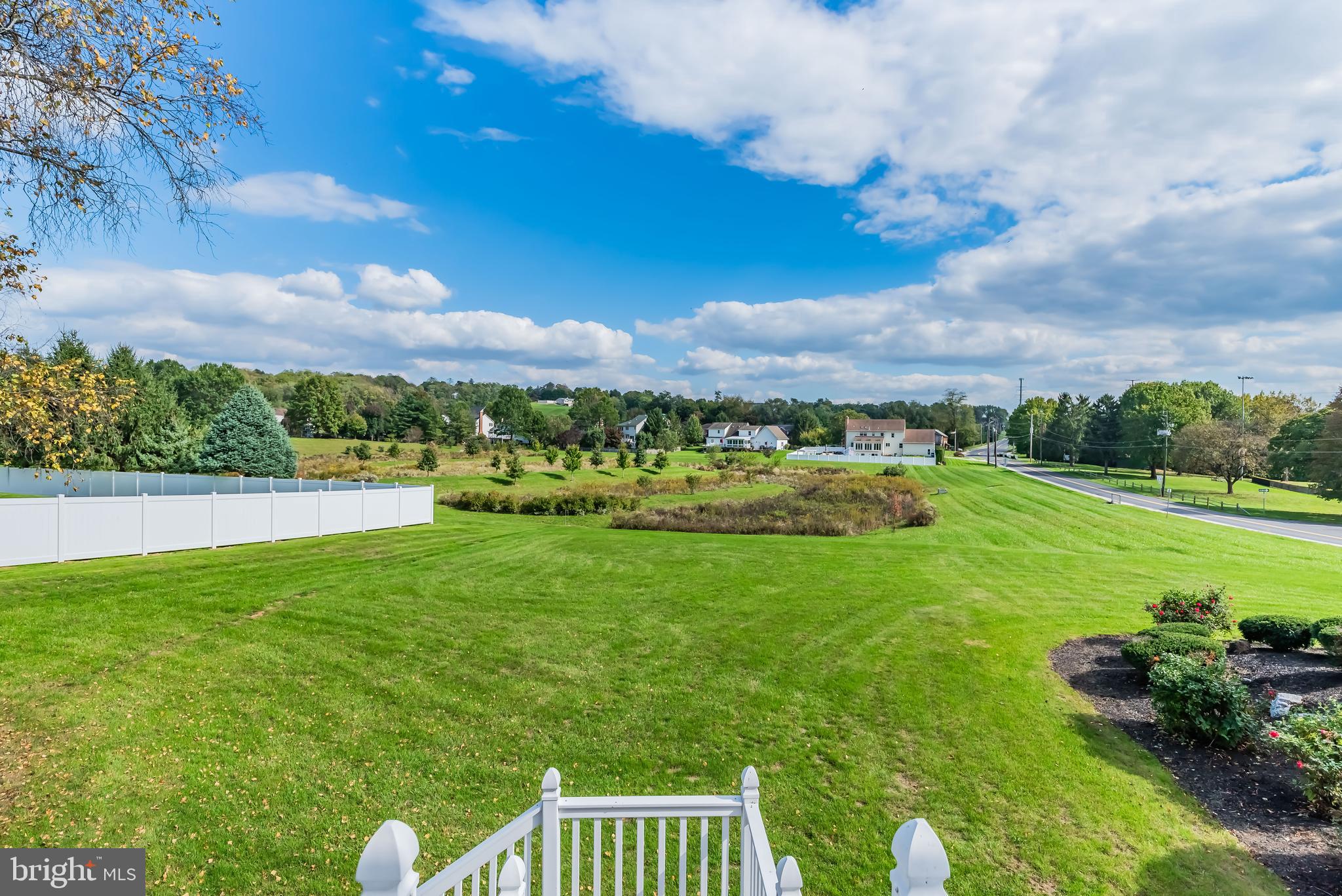 MEADOWVIEW ESTATES - Residential