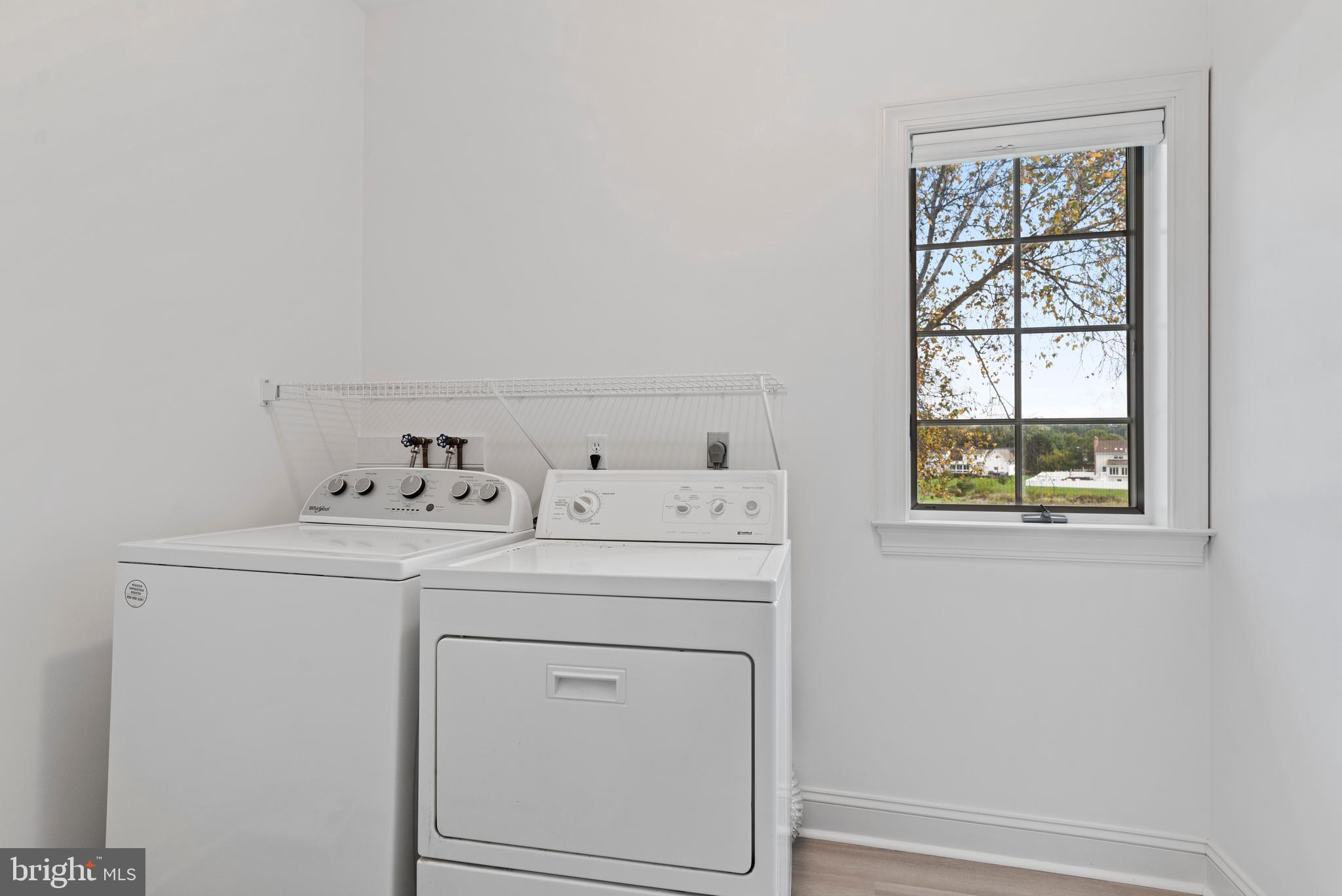 MEADOWVIEW ESTATES - Residential