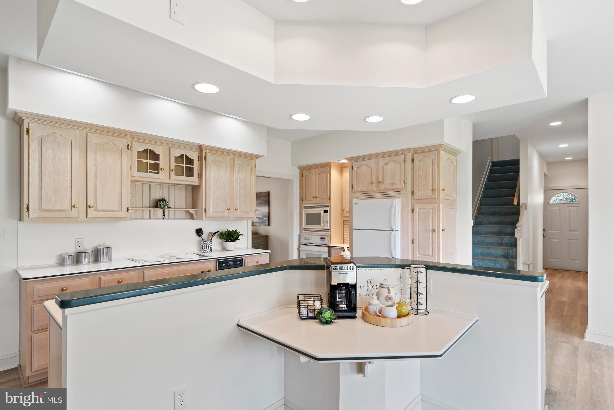 MEADOWVIEW ESTATES - Residential